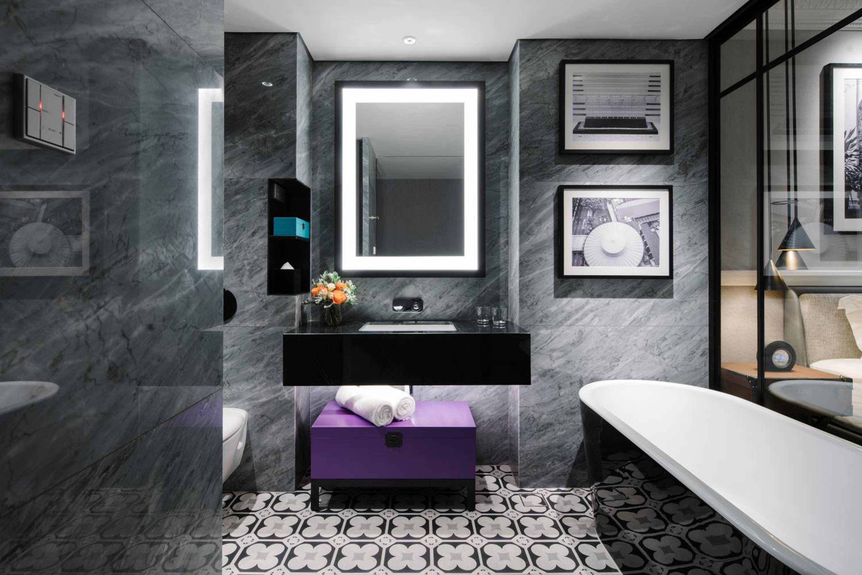 Crystal Club Premier Room