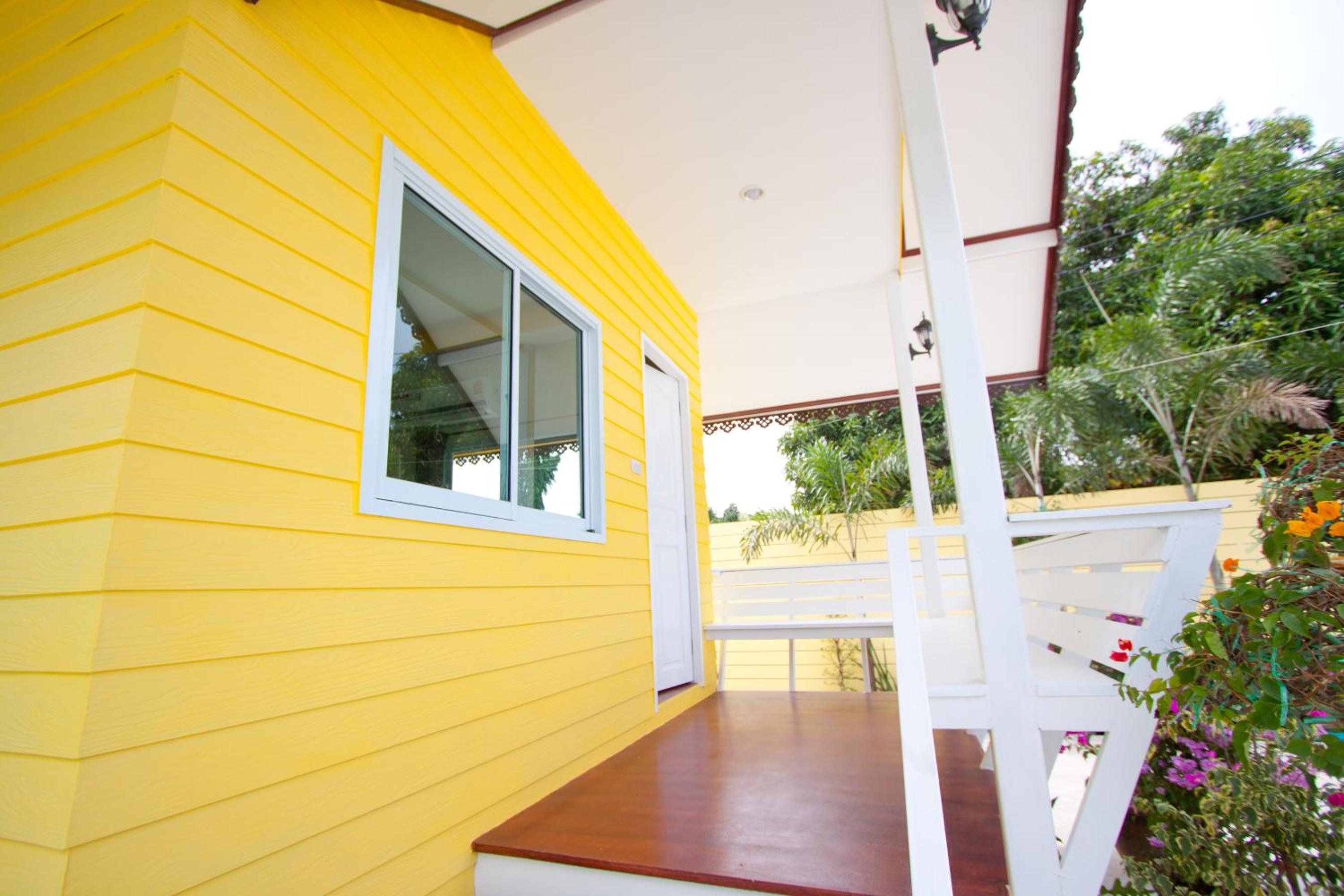 One-Bedroom House - Photo 8
