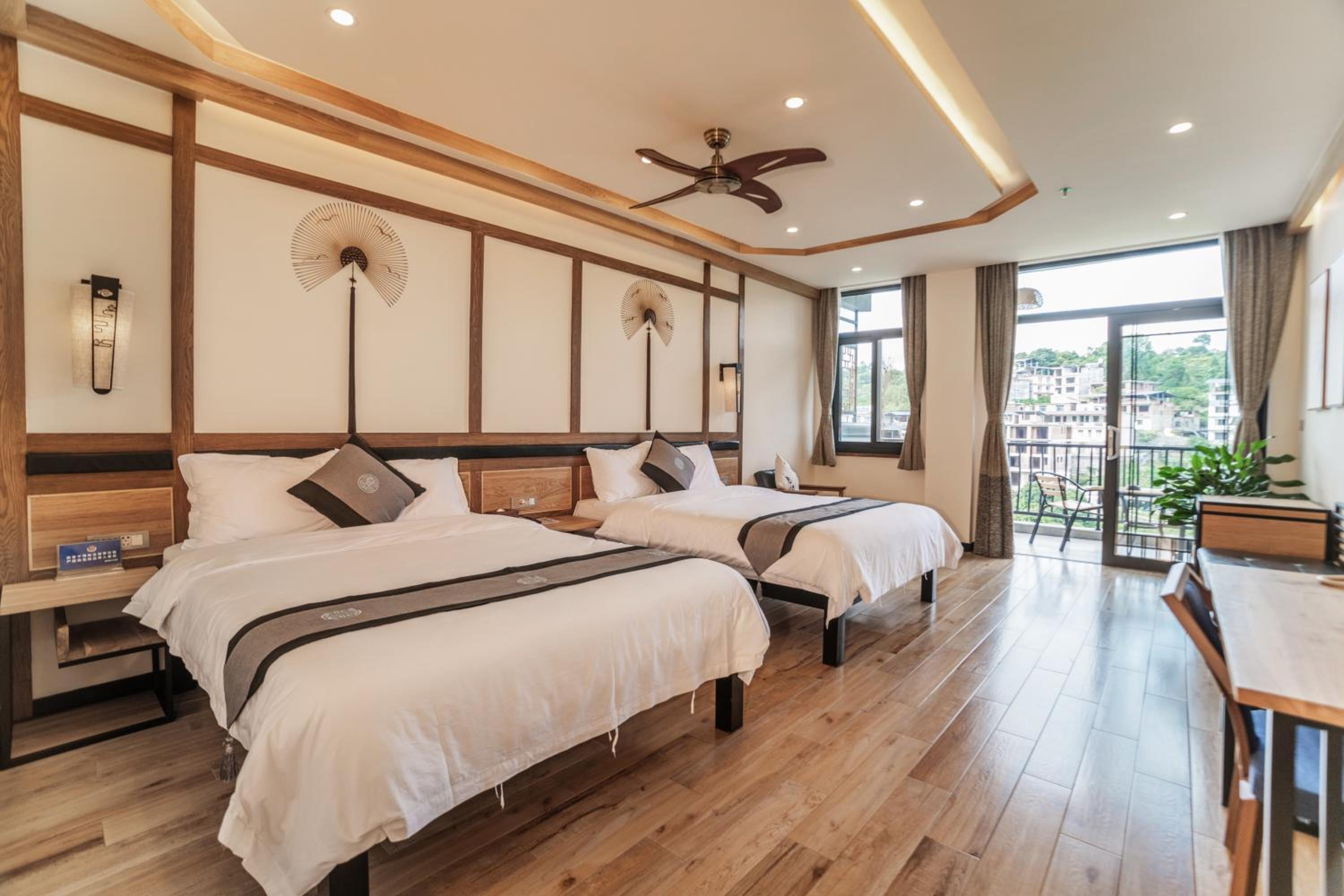 Deluxe Twin Room - Photo 1