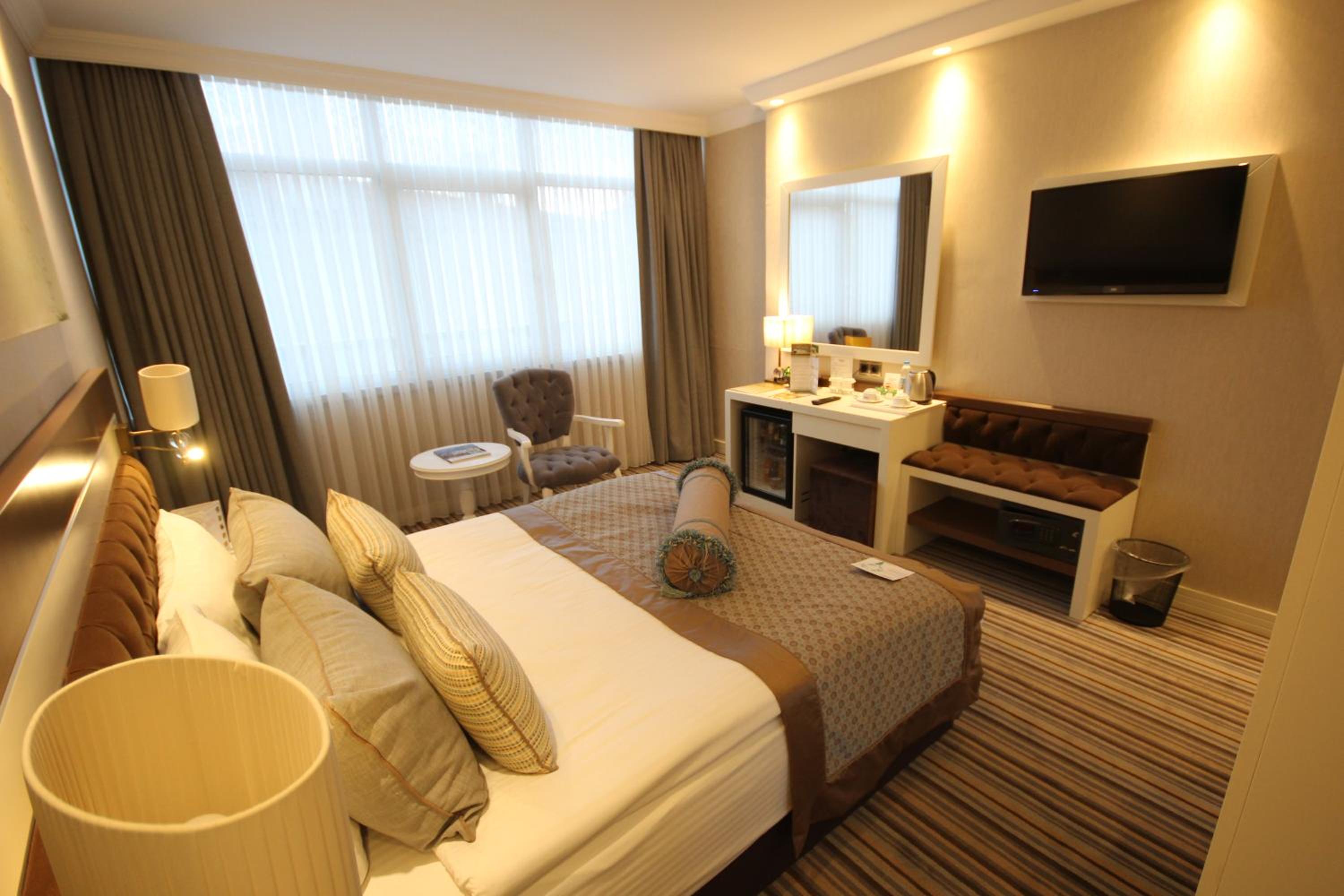 Standard Double Room - Photo 3