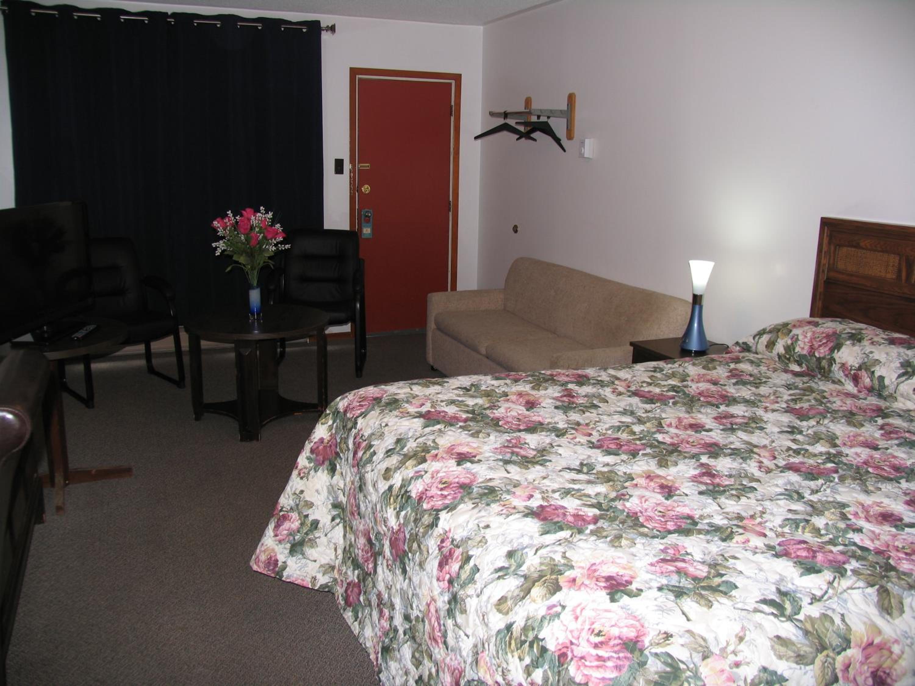 Queen Room - Photo 5