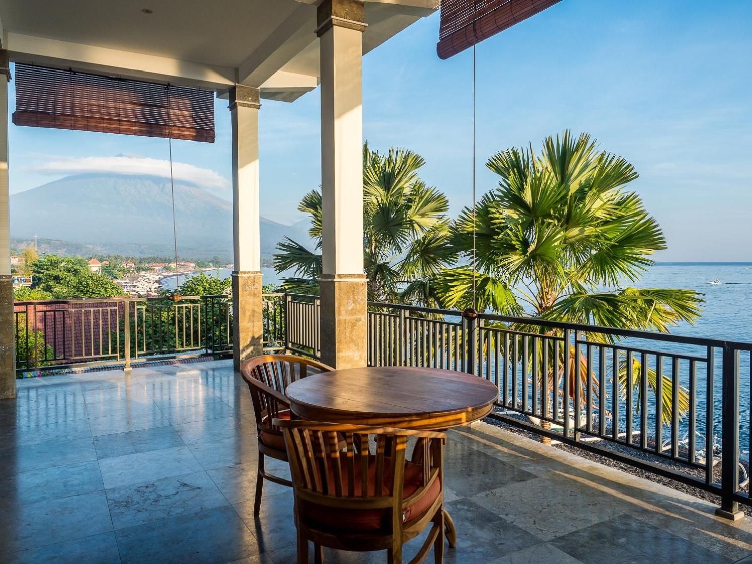 Deluxe Double Room with Balcony and Sea View - Photo 8