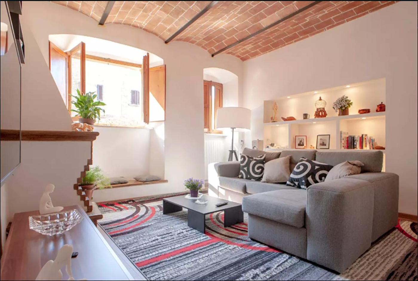 Apartment photo 1