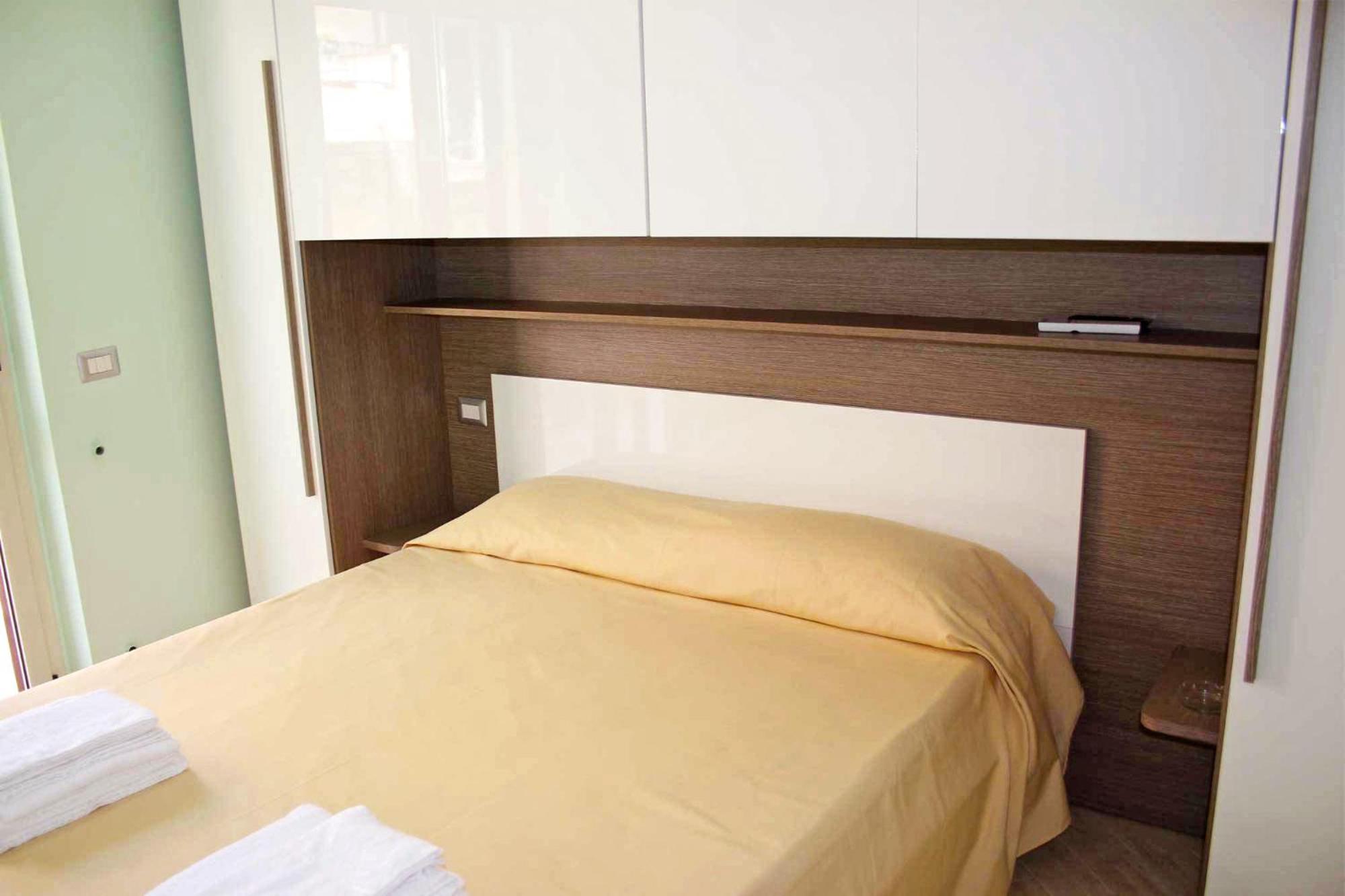 Standard Double Room photo 2