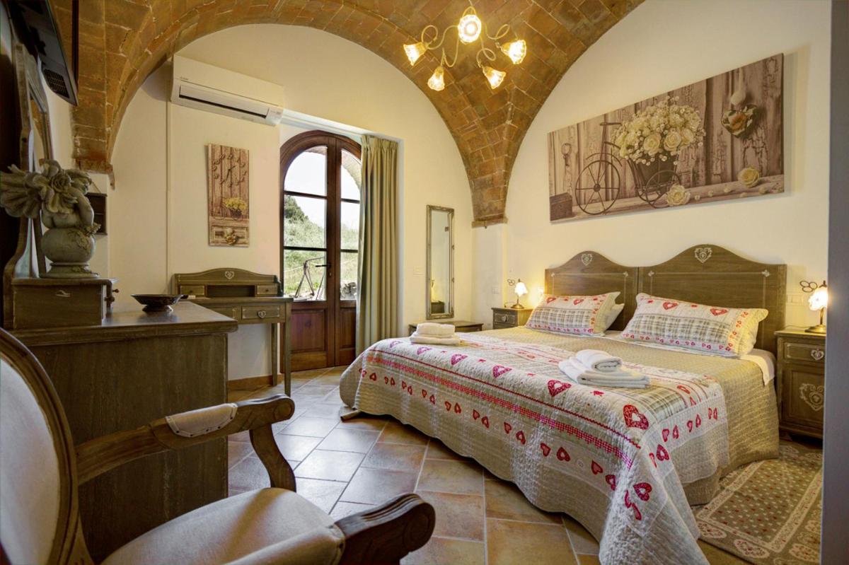 Double or Twin Room with Garden View photo 1