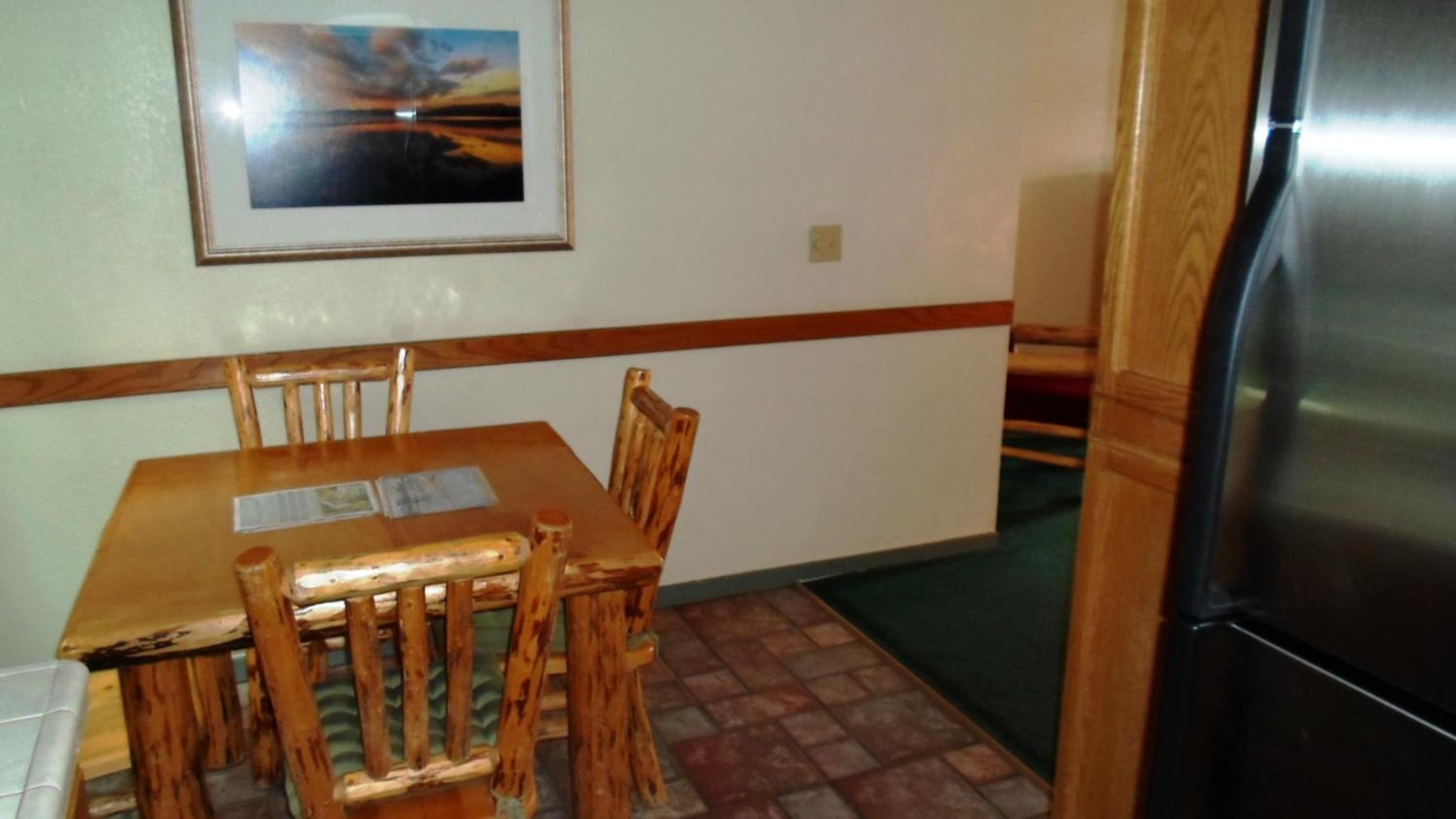 One-Bedroom Suite - Photo 11