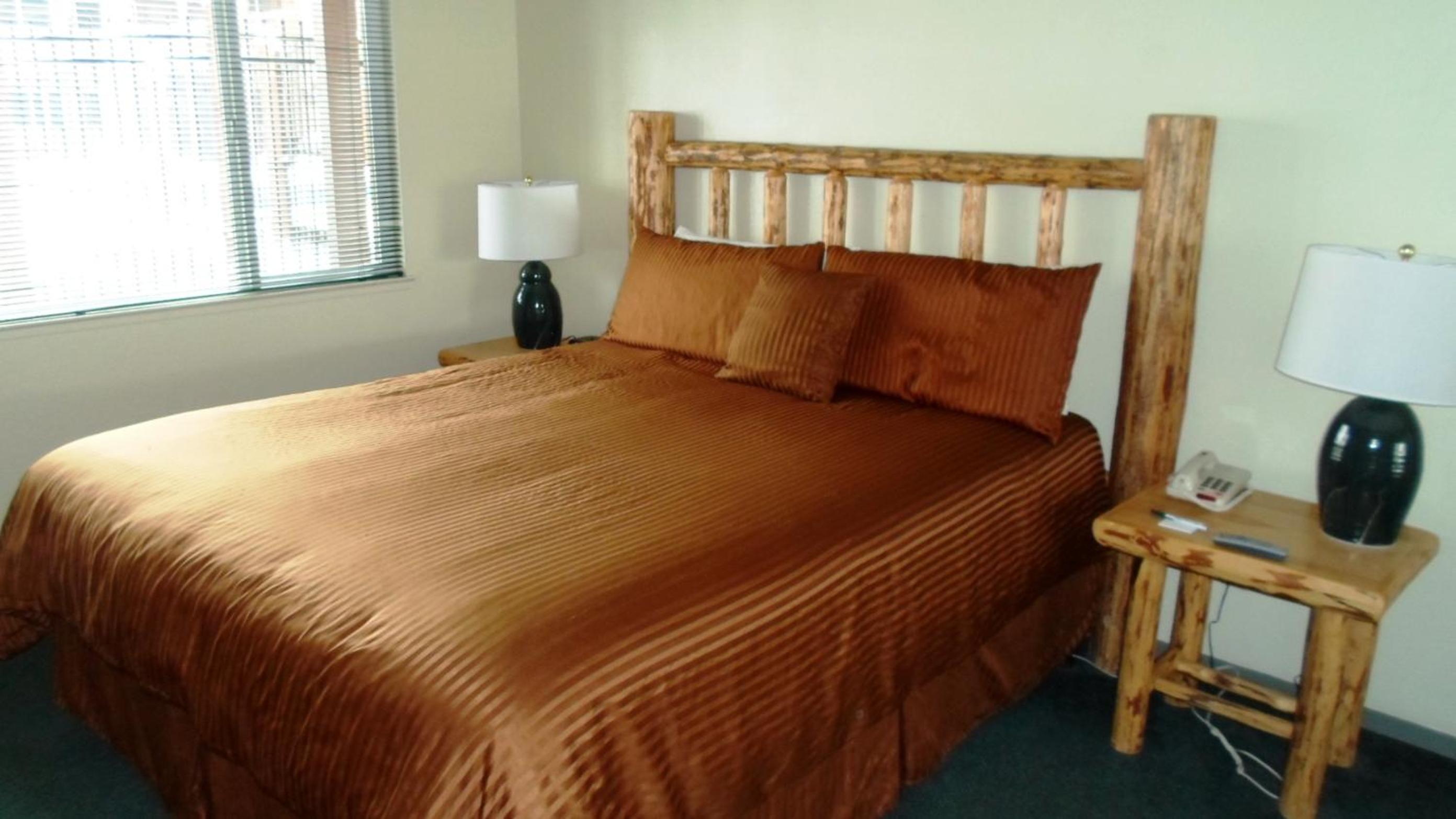One-Bedroom Suite - Photo 23