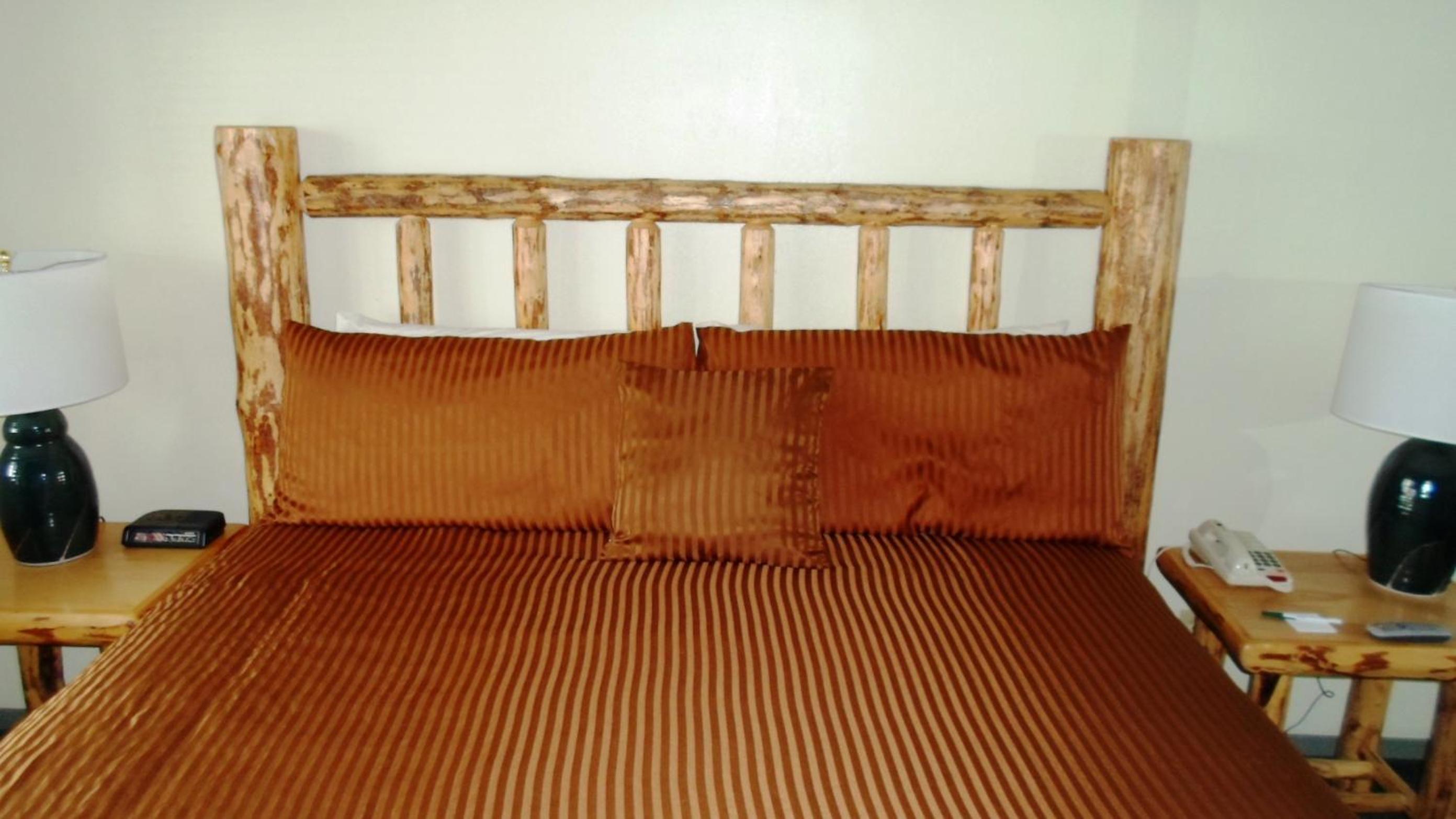 One-Bedroom Suite - Photo 20