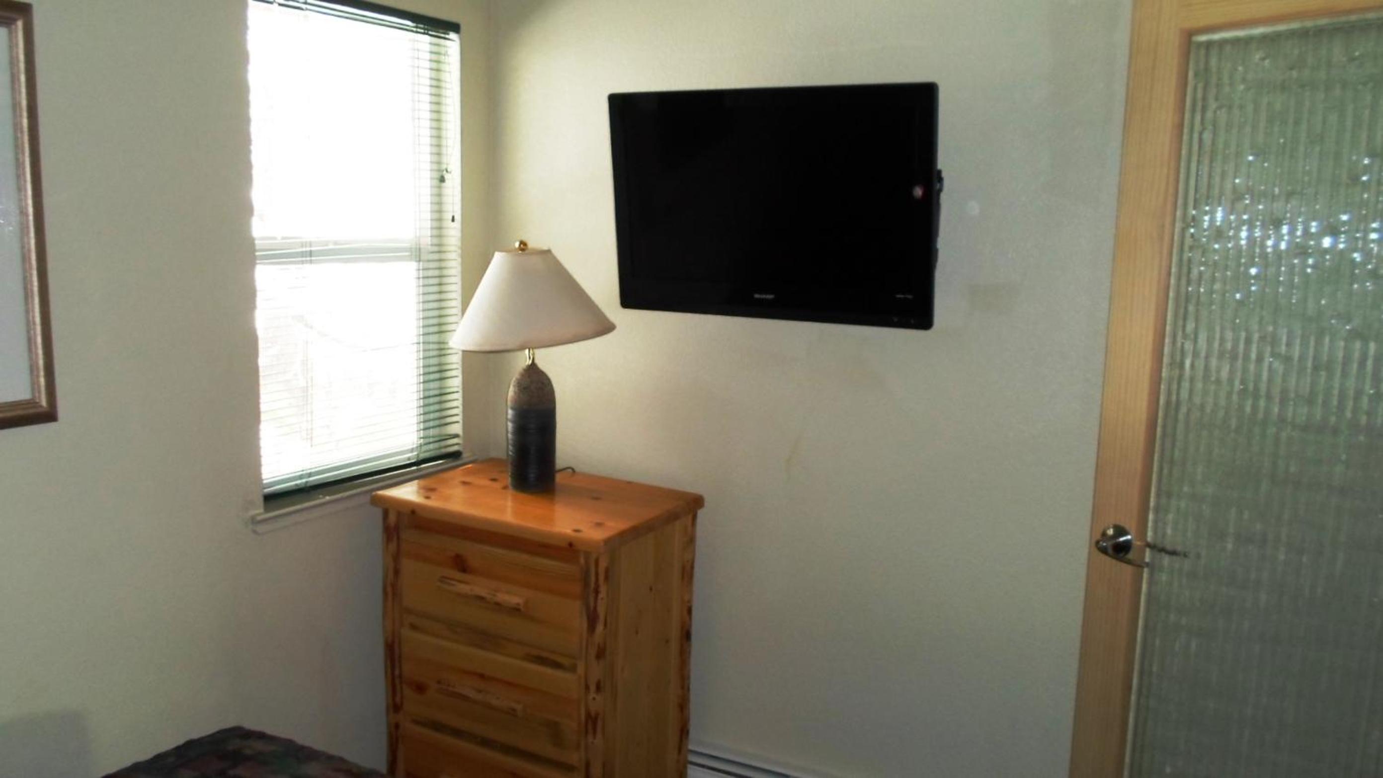 One-Bedroom Suite - Photo 28