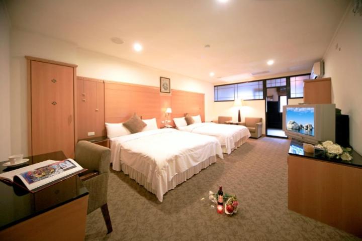 Deluxe Quadruple Room