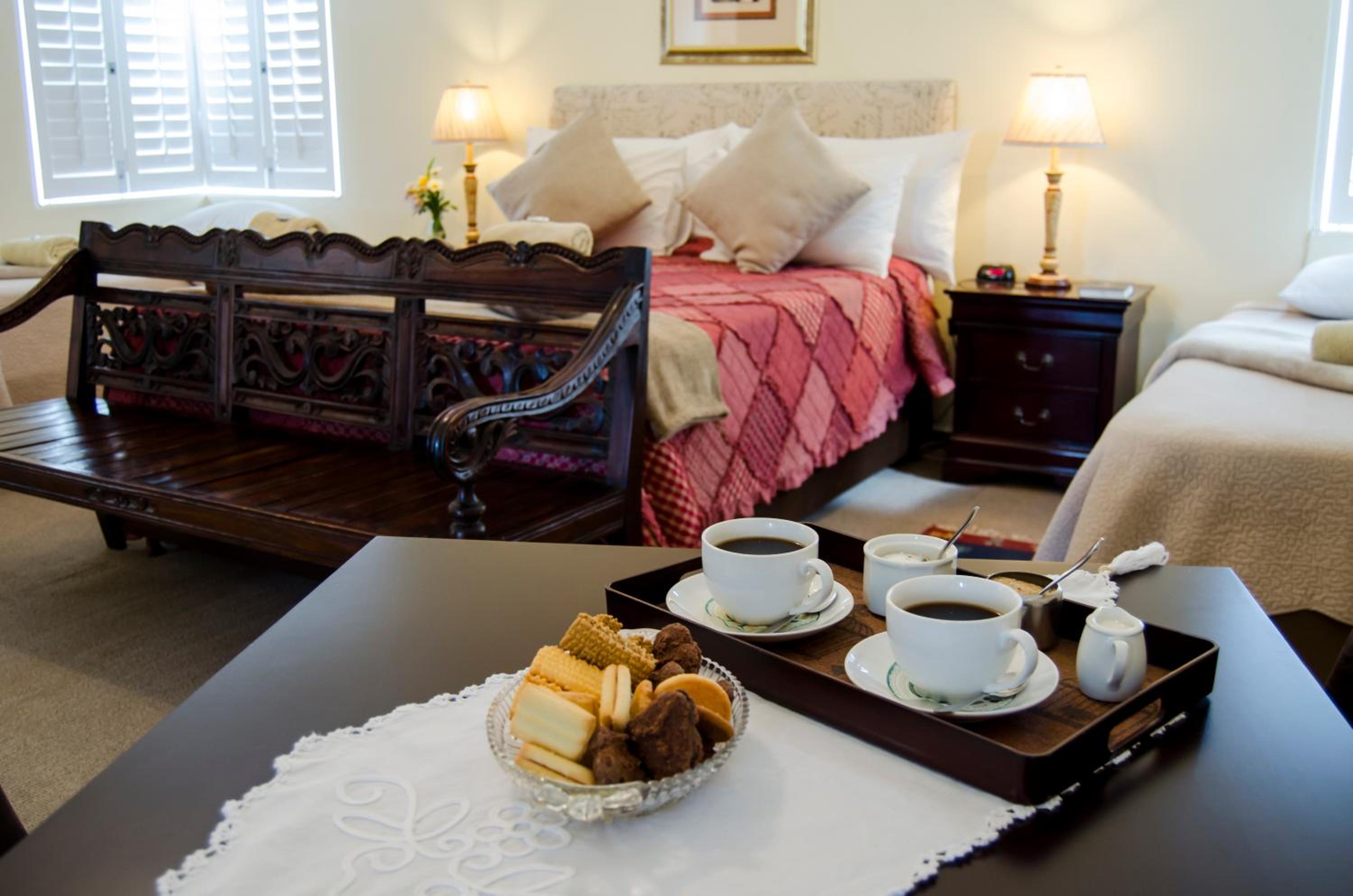 Deluxe Family Suite photo 2