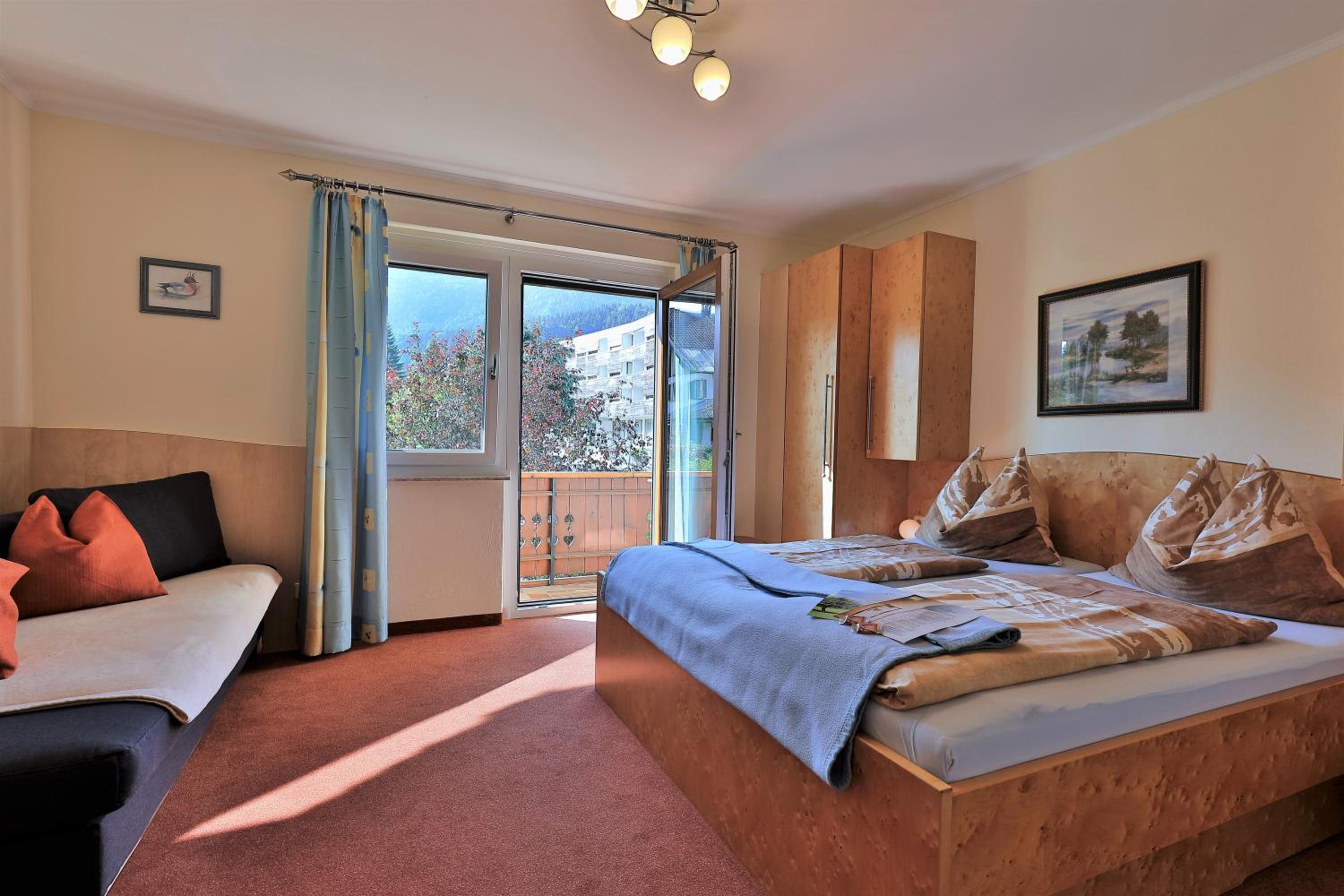 One-Bedroom Apartment - Annex
