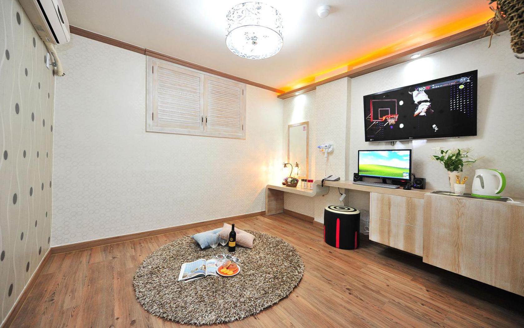 Korean-Style Double Room - Photo 10