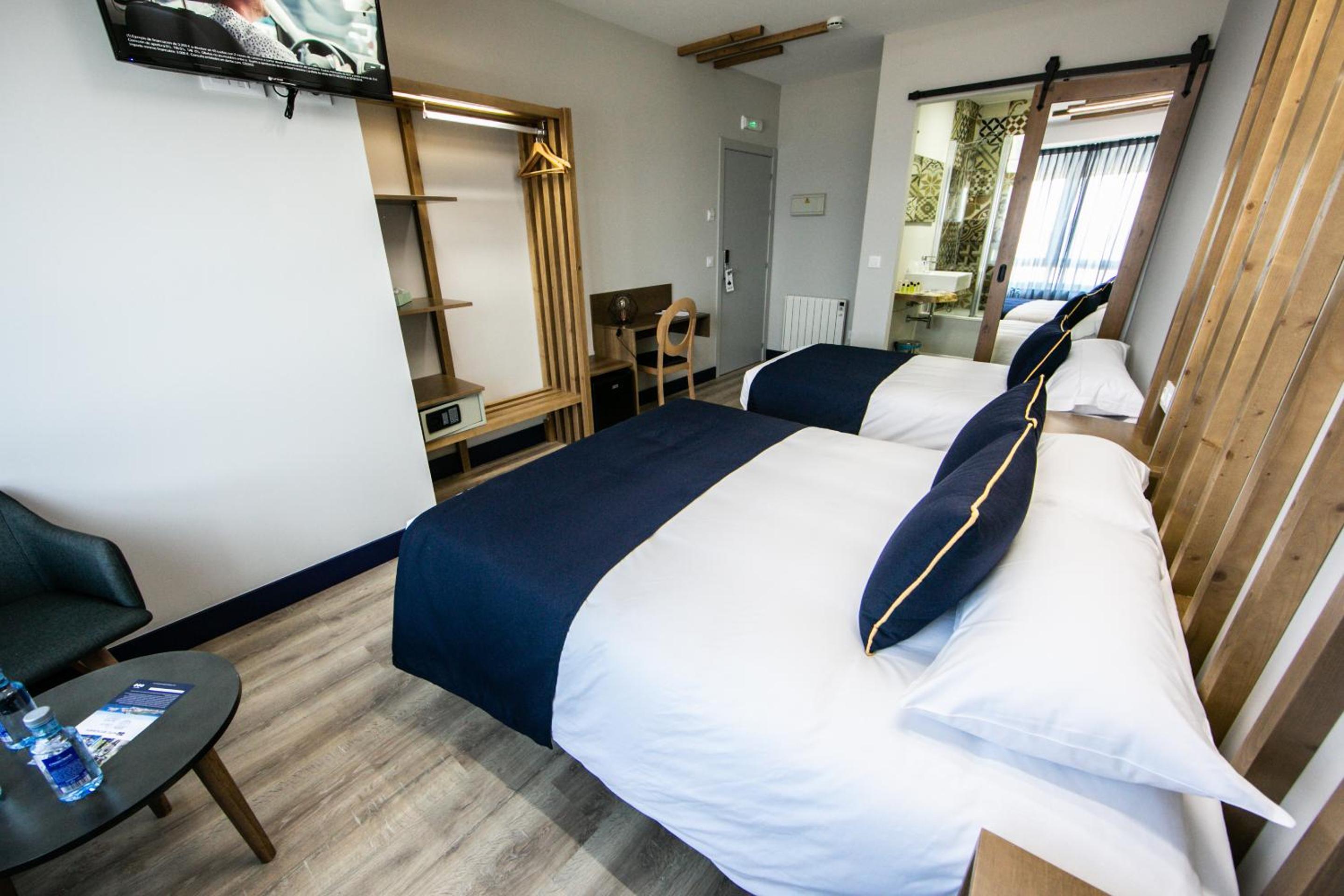 Double Room with Sea View photo 3
