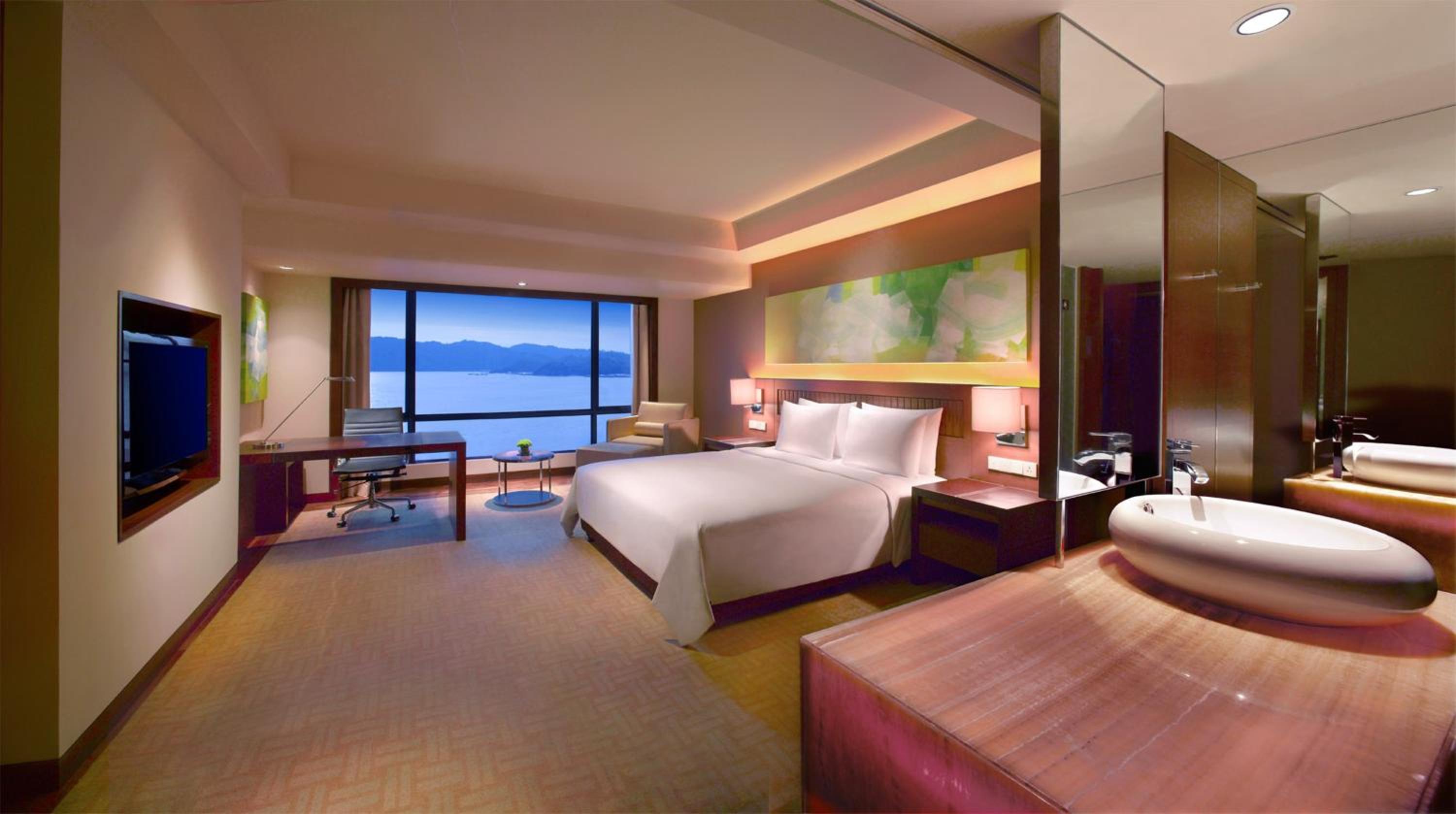 King Room with Sea View - Club Access - Photo 4