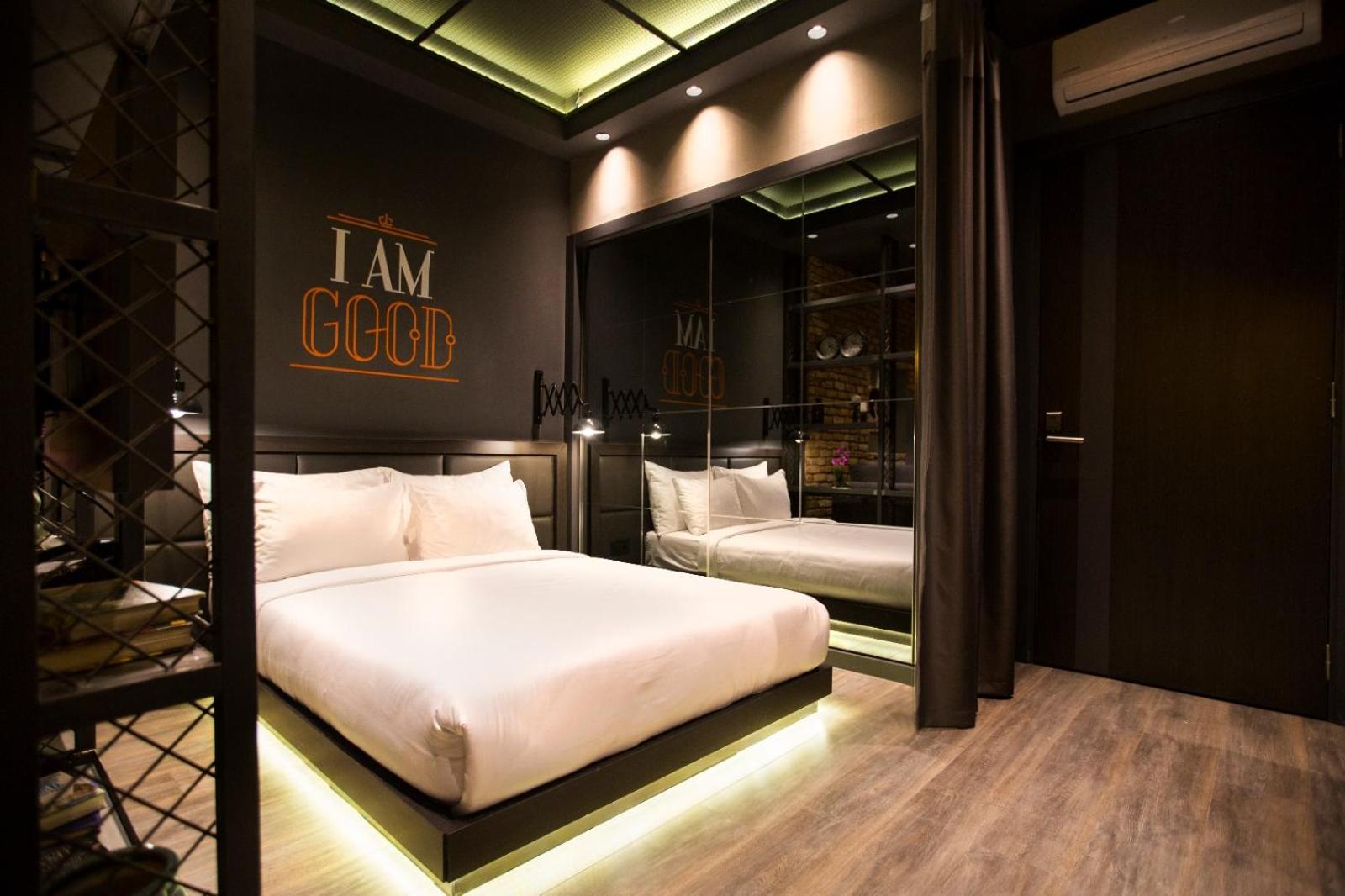 One Bedroom Standard