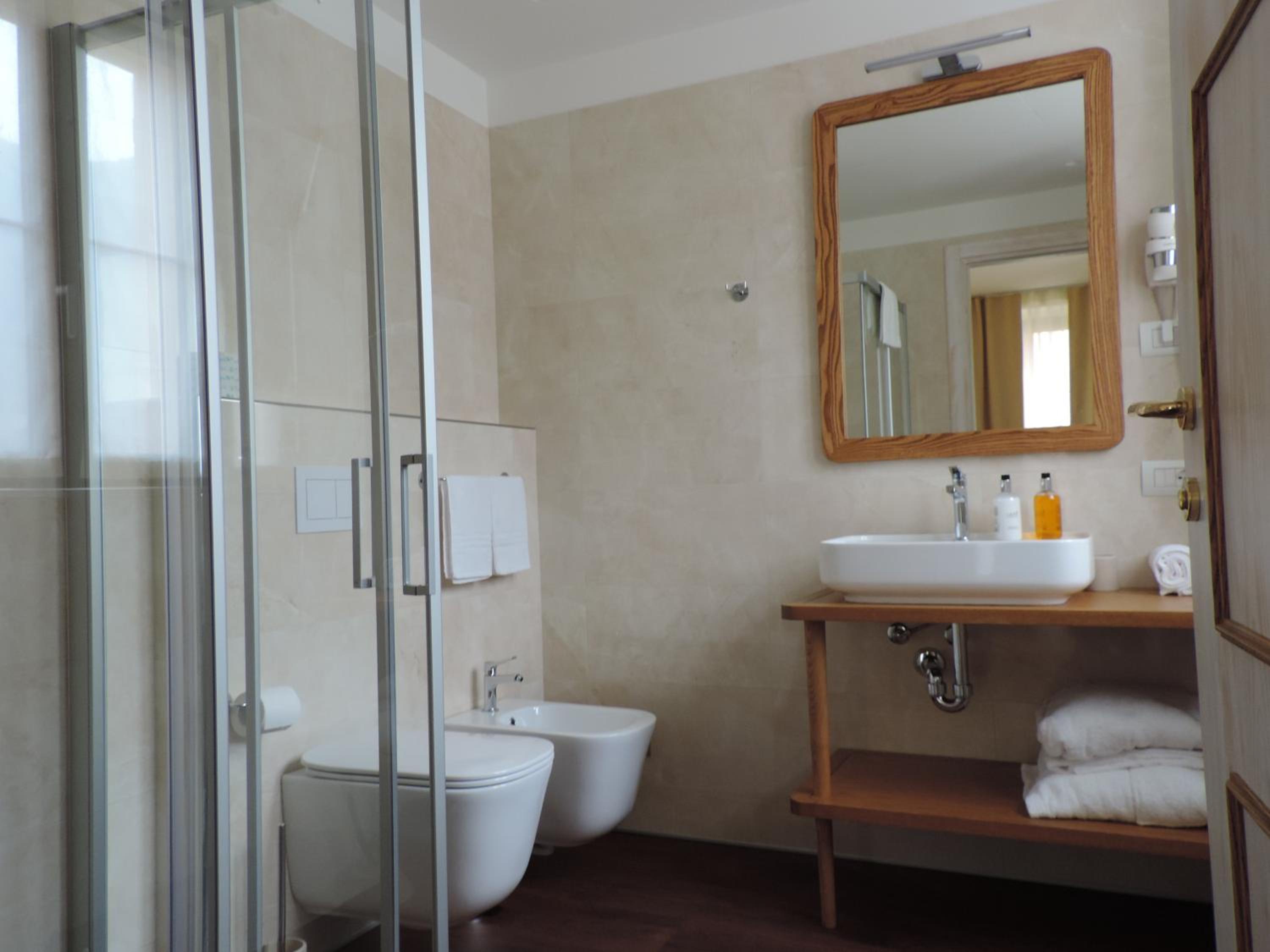 Superior Double Room - Photo 5