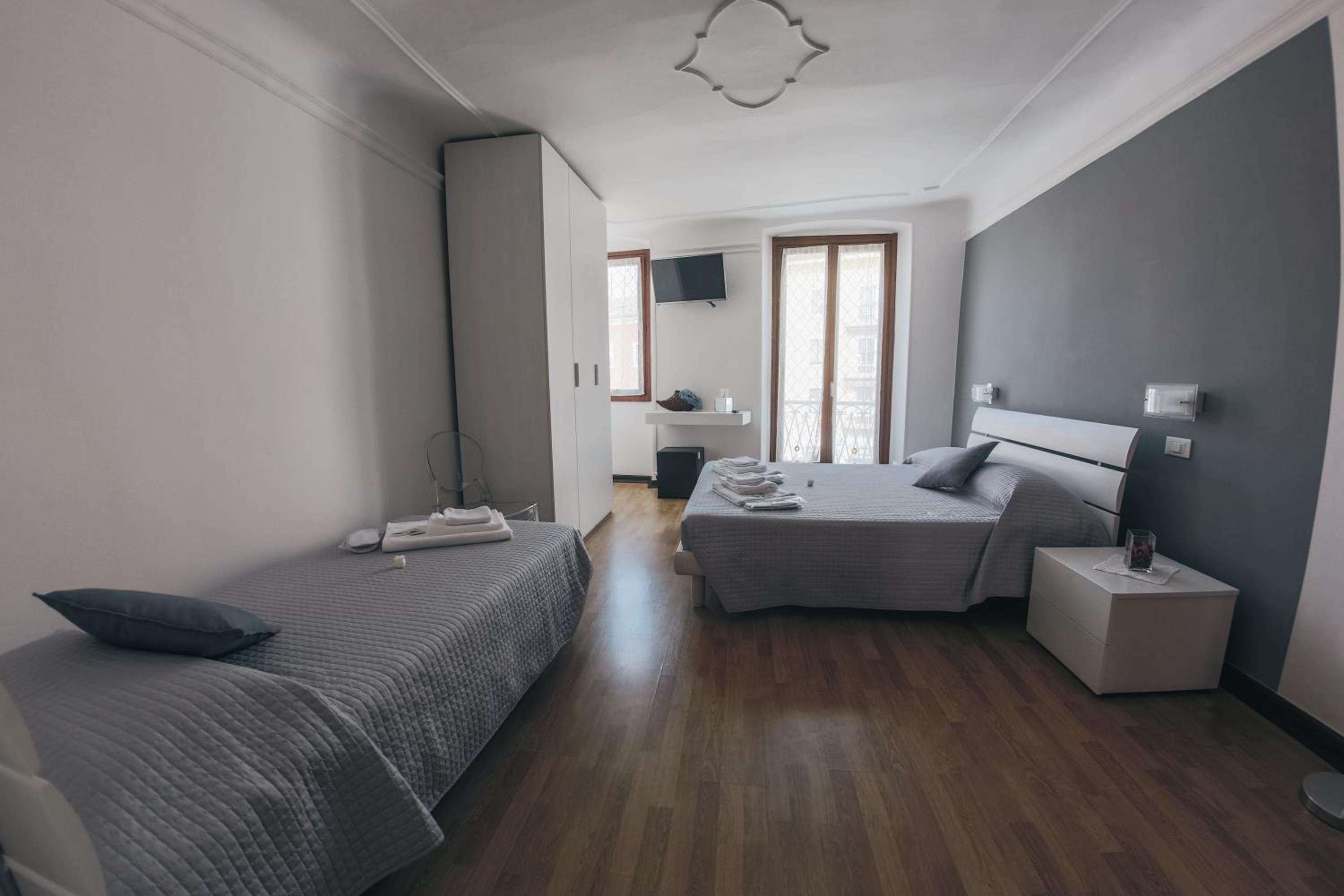 Triple Room - Photo 1