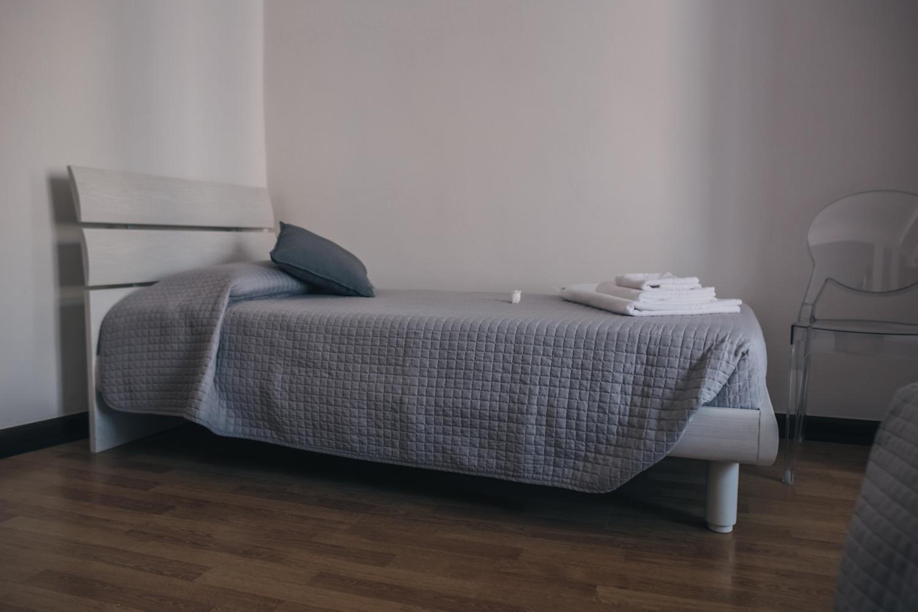 Triple Room - Photo 13