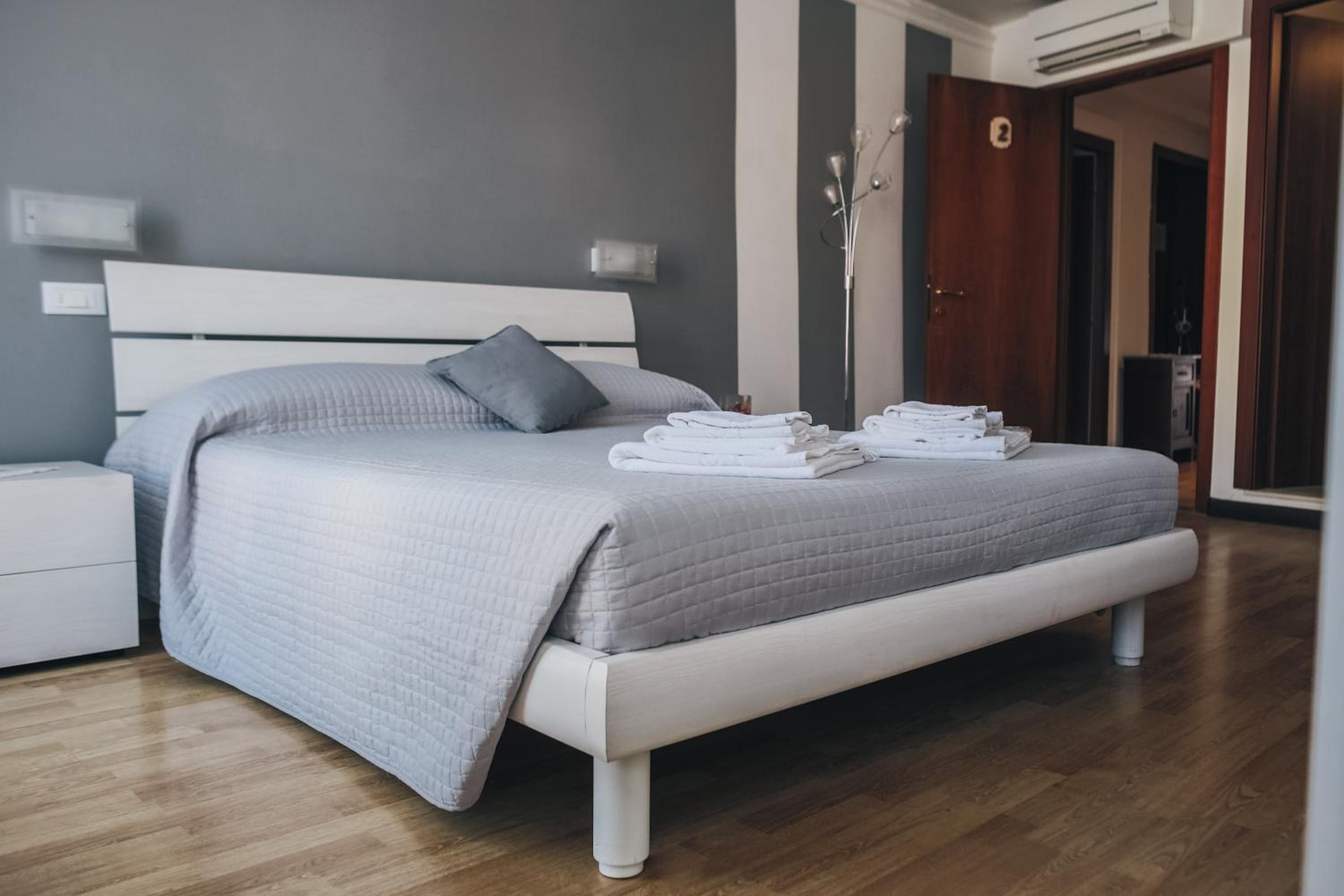 Triple Room - Photo 2