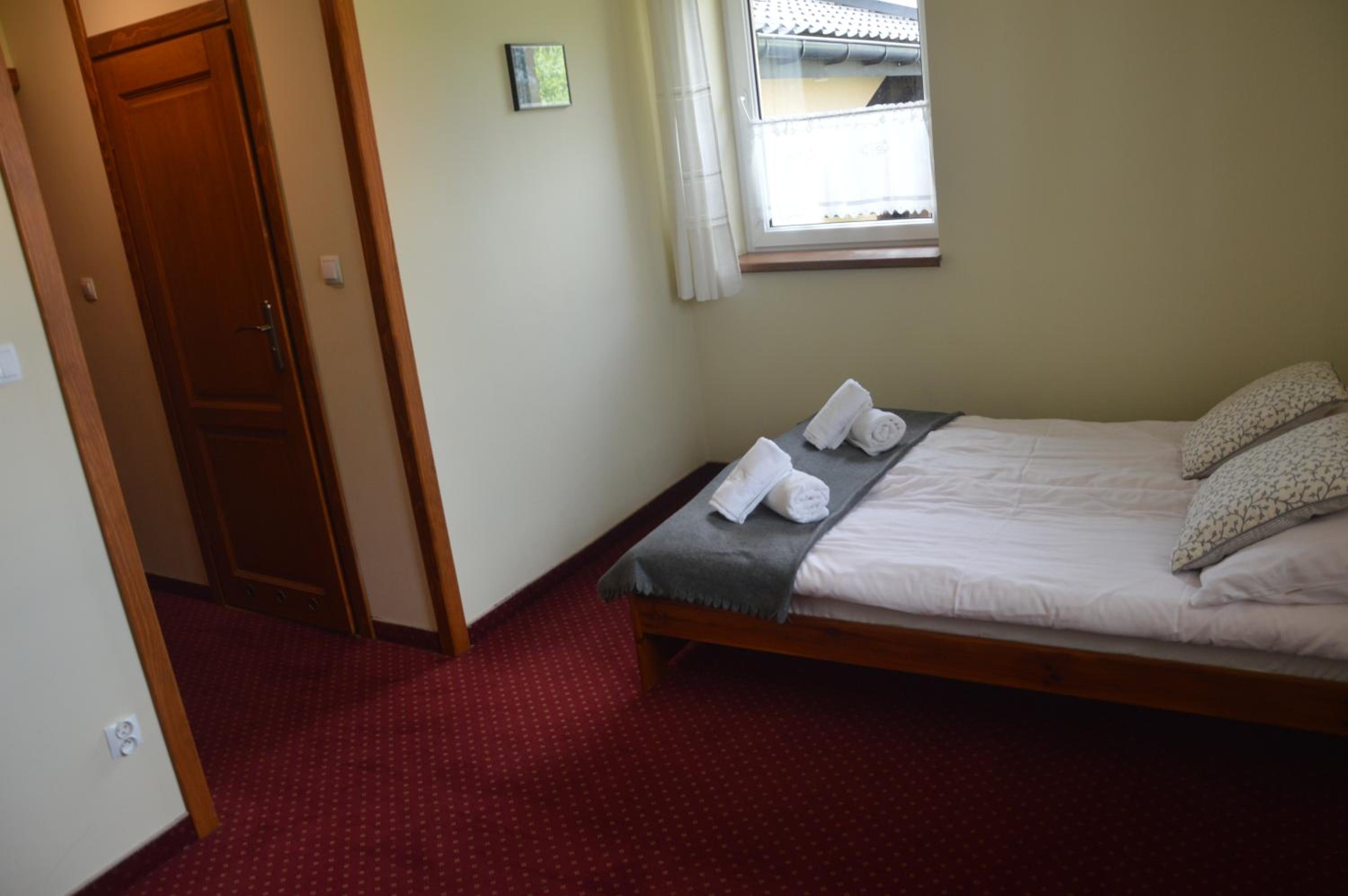 Standard King Room - Photo 1