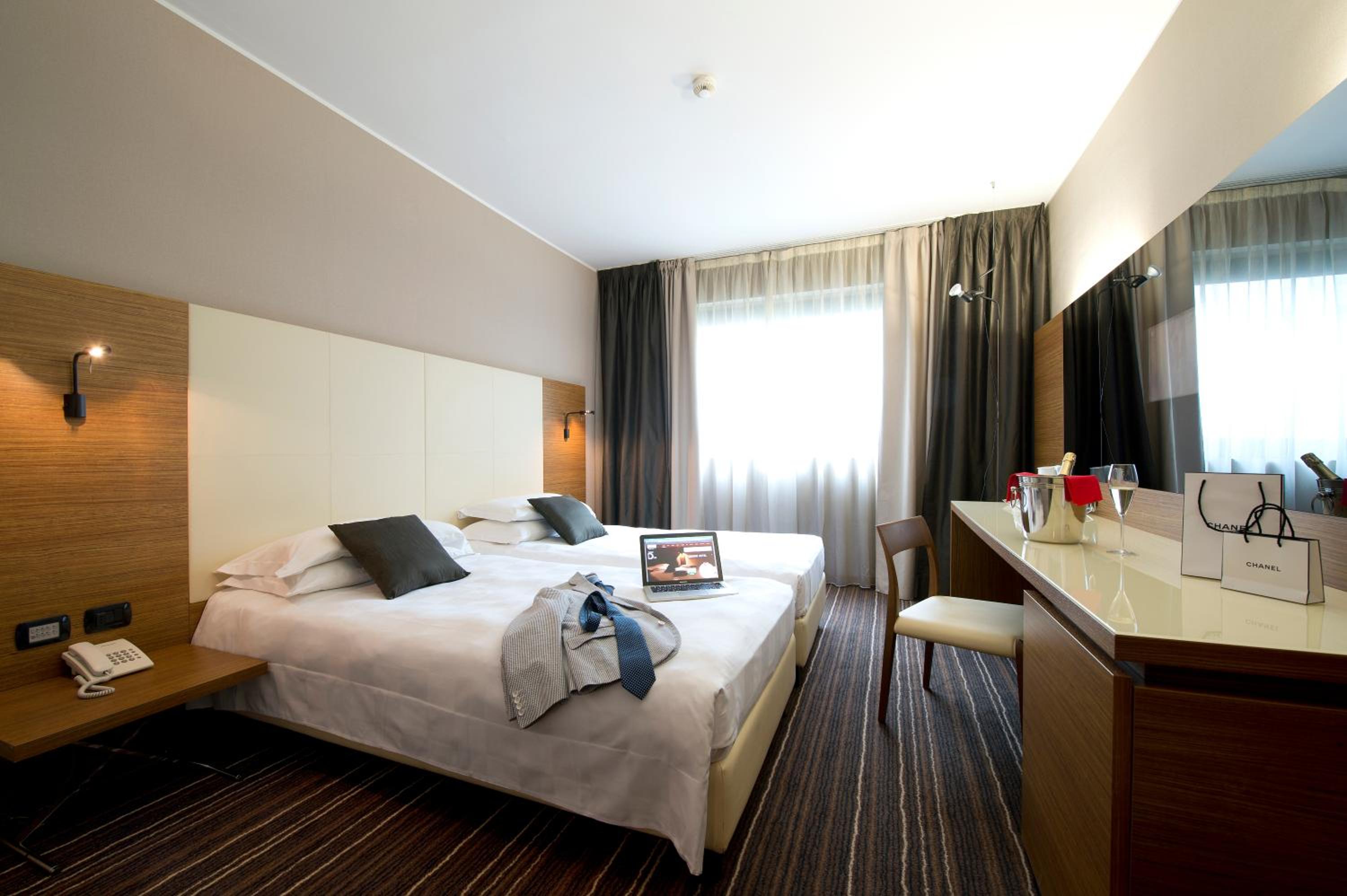 Superior Twin Room photo 1
