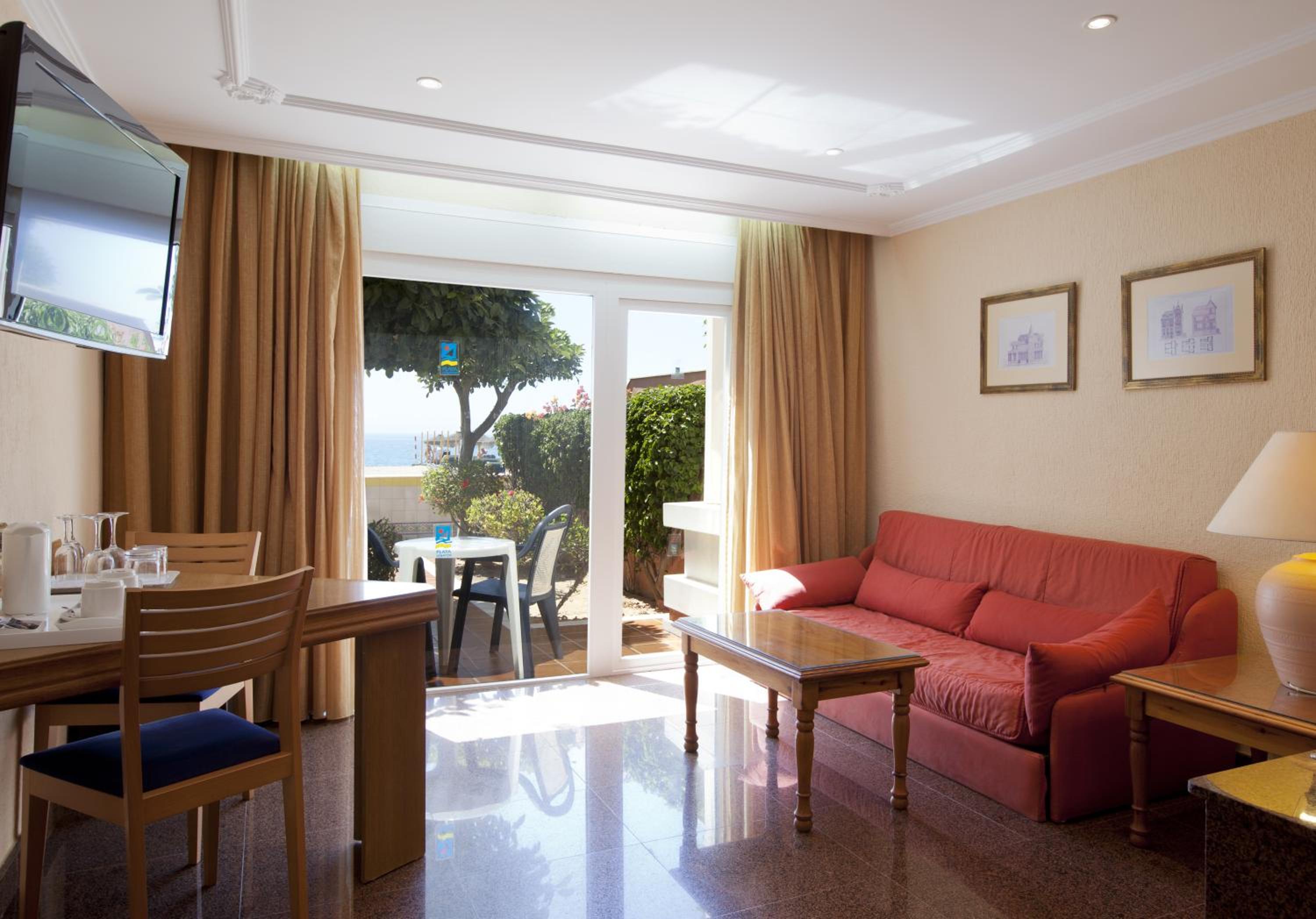 Suite - Photo 4