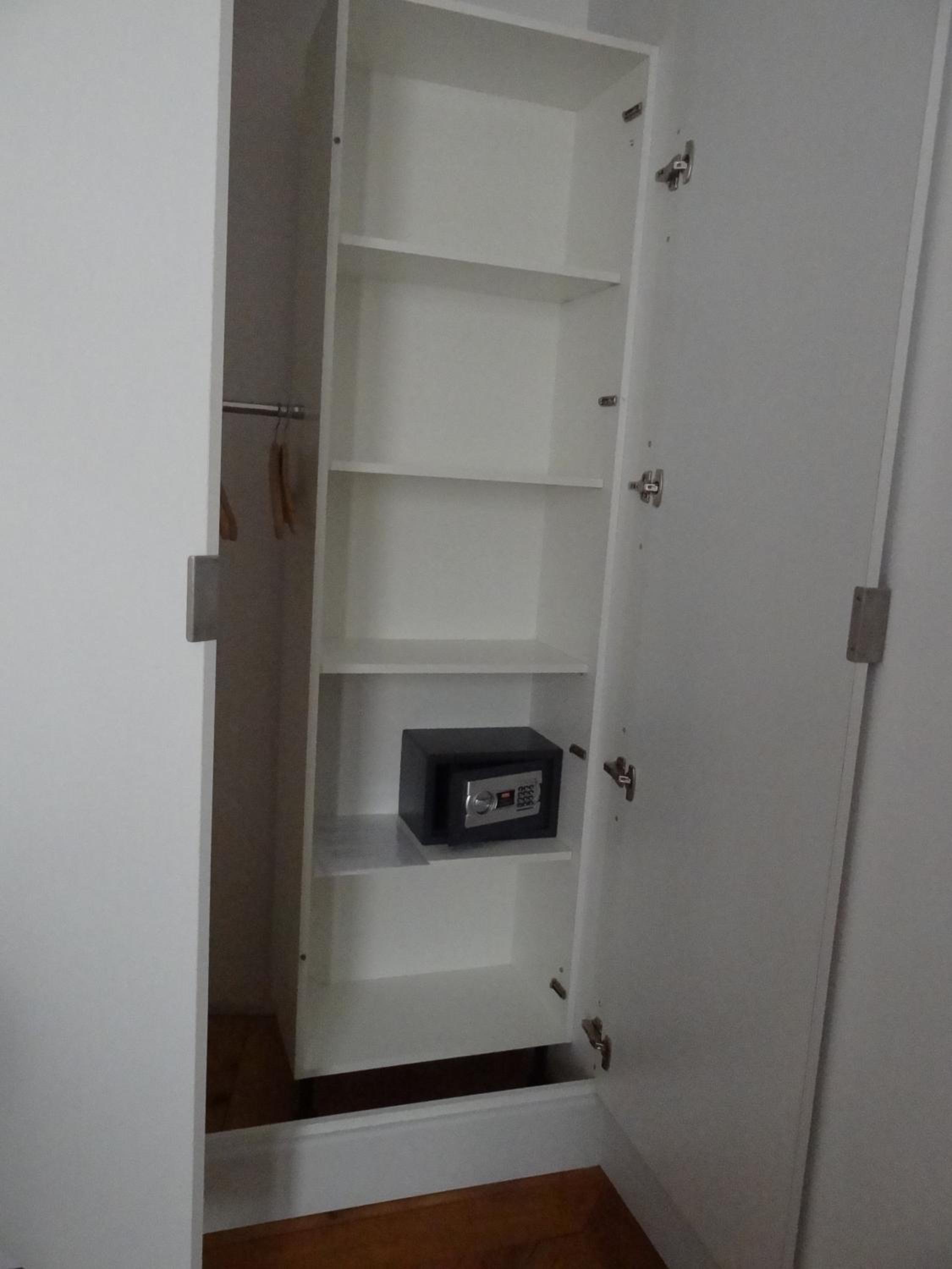 Deluxe Double or Twin Room - Photo 8