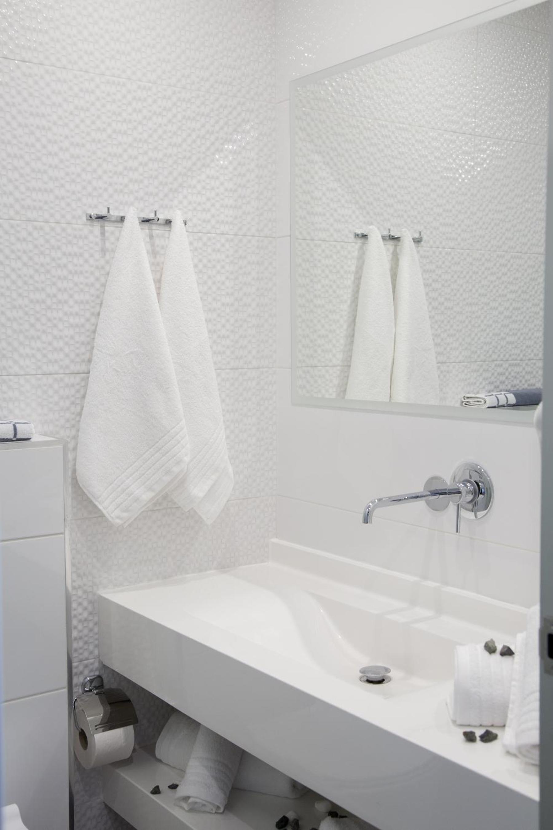 Junior Suite with Sea View - Photo 9