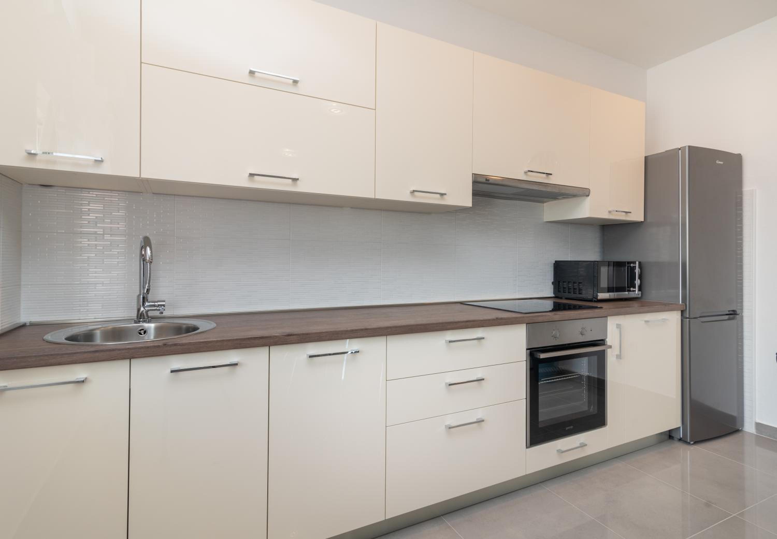 Apartment - Photo 24