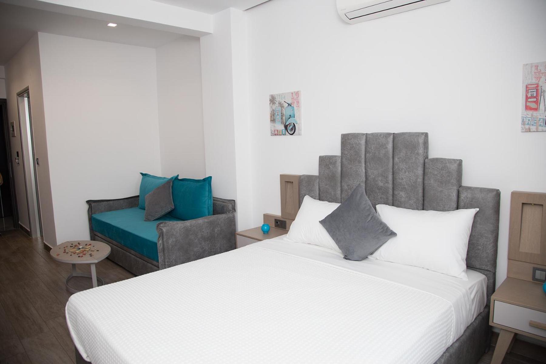 Junior Suite with Sea View - Photo 13