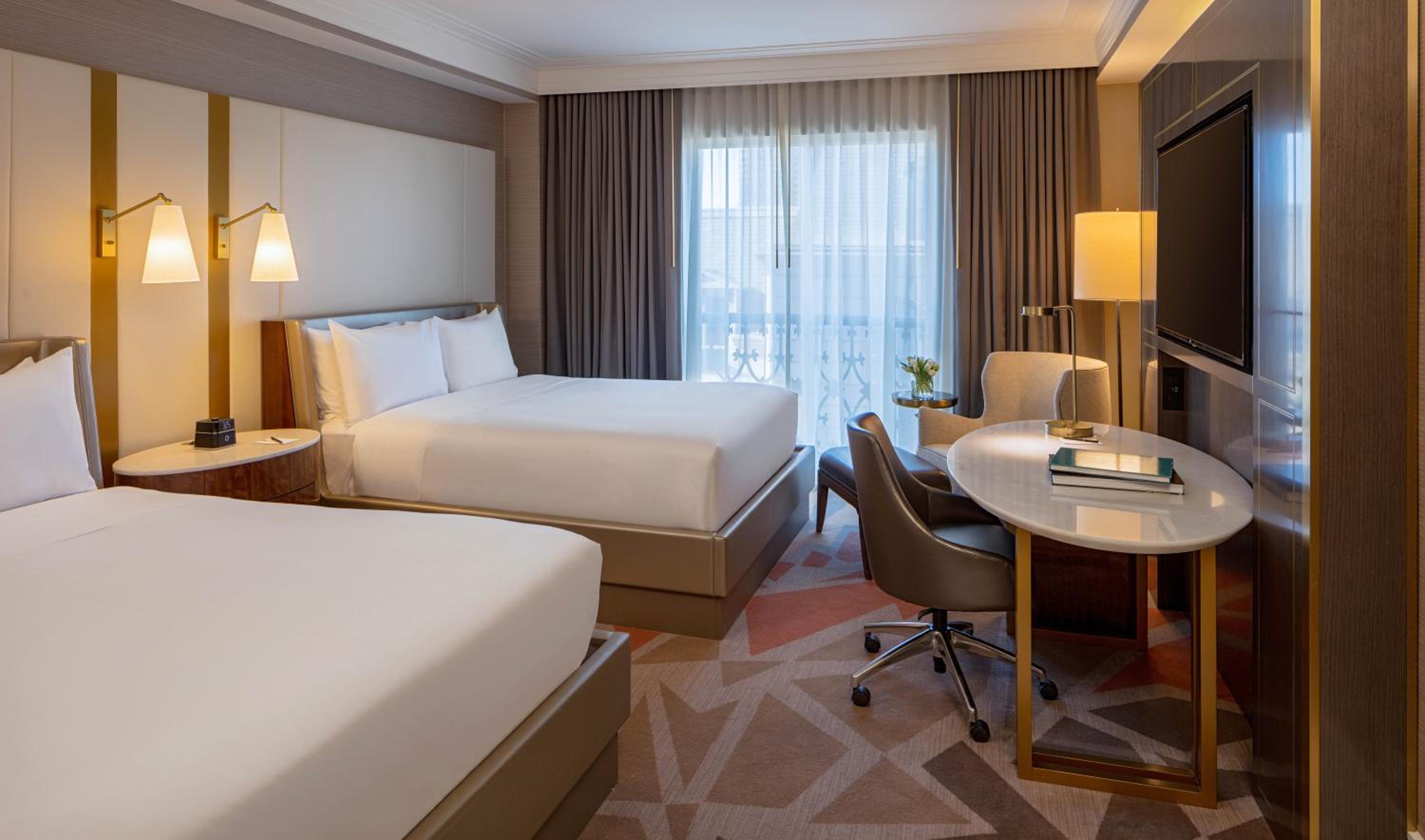 Superior Room with Two Queen Beds - Photo 3