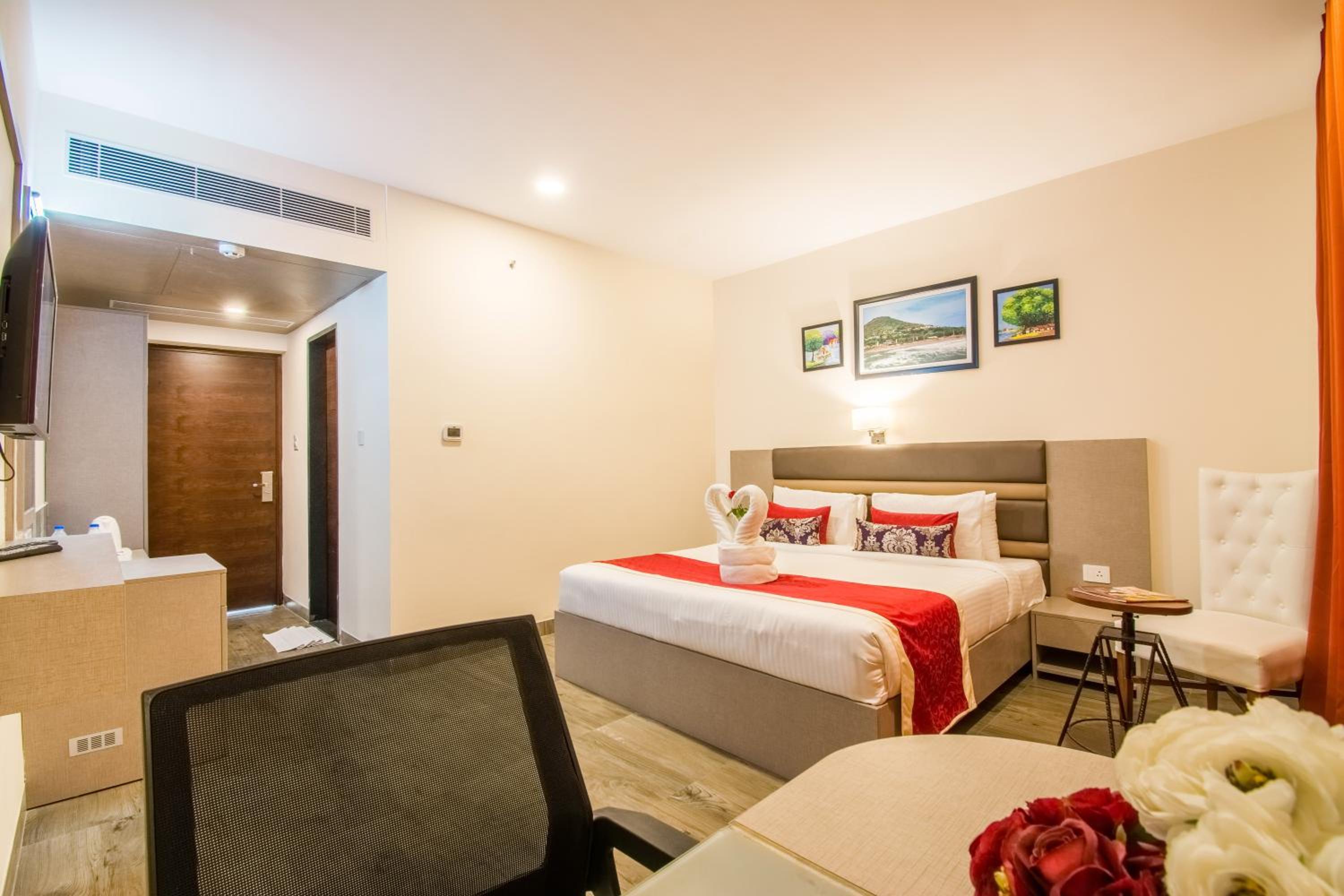 Deluxe Double Room photo 3