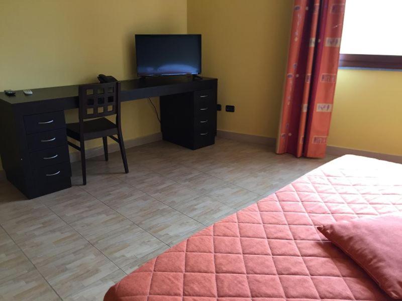 Double Room - Photo 3