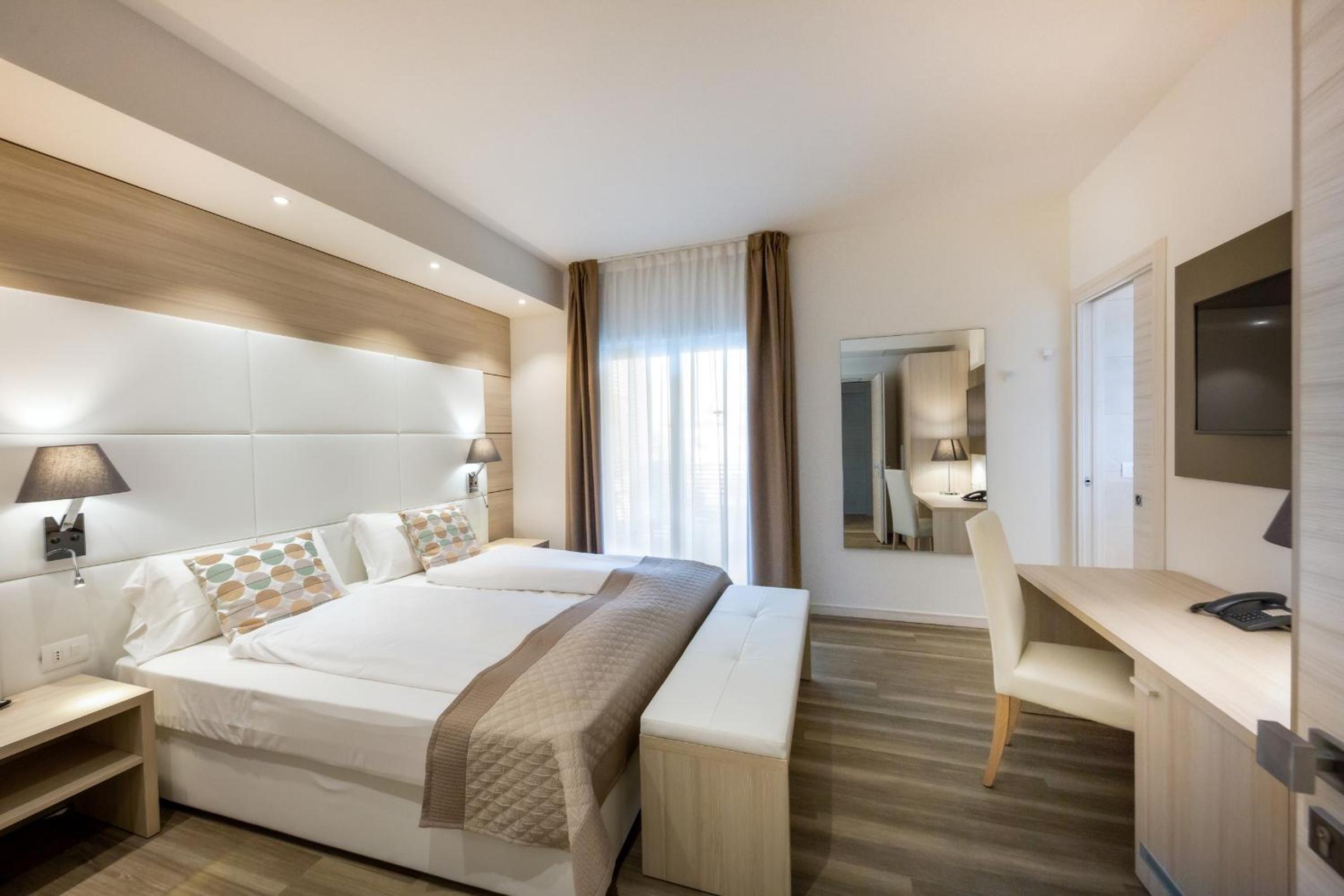 Deluxe Double Room photo 1