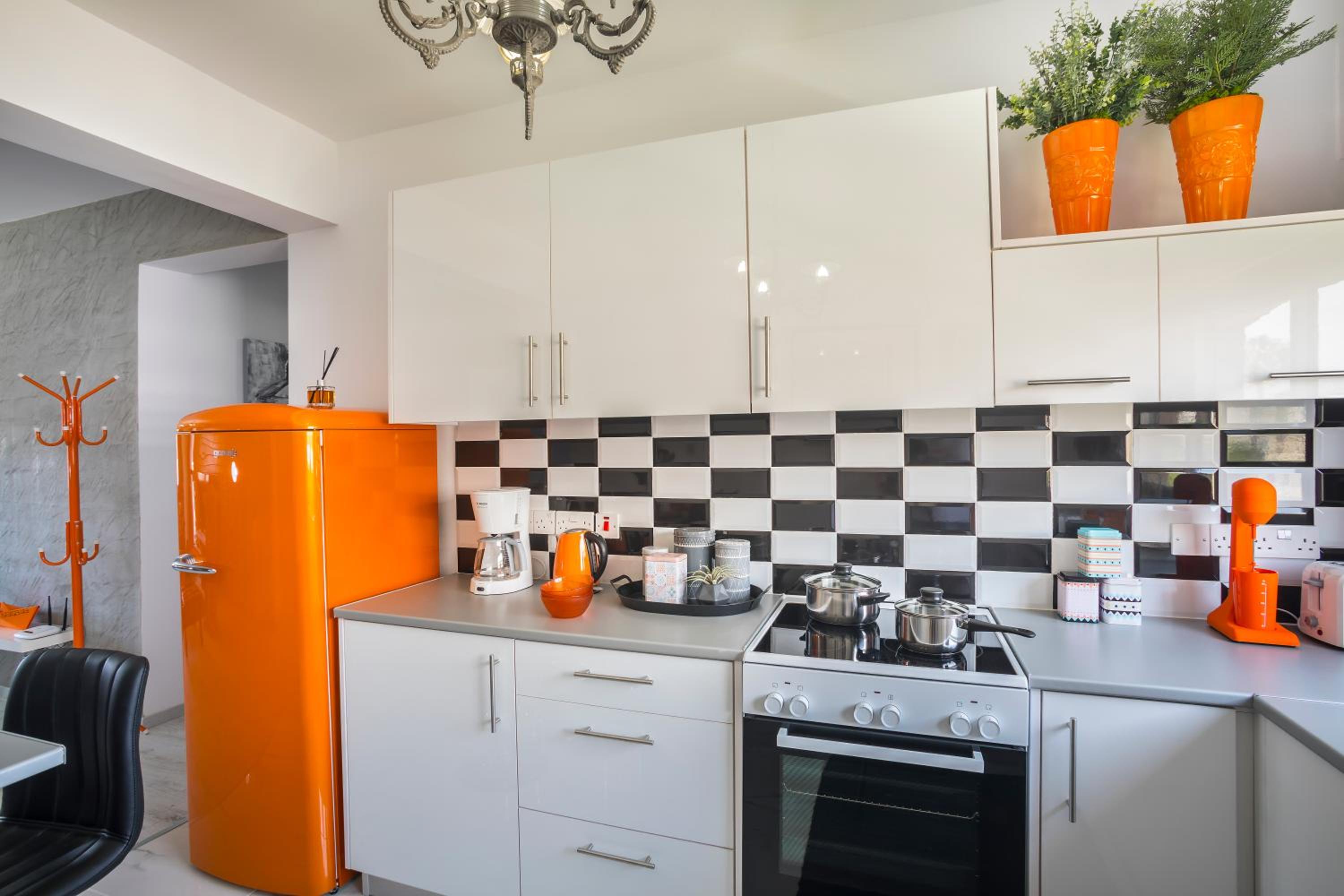 Hipster Two Bedroom Apartment D418 - Photo 17