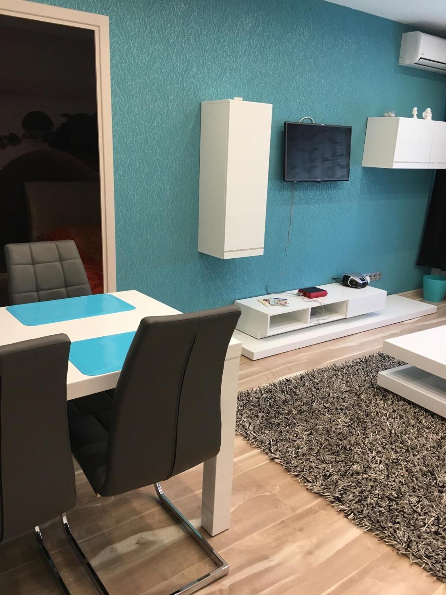 Apartment - Photo 1