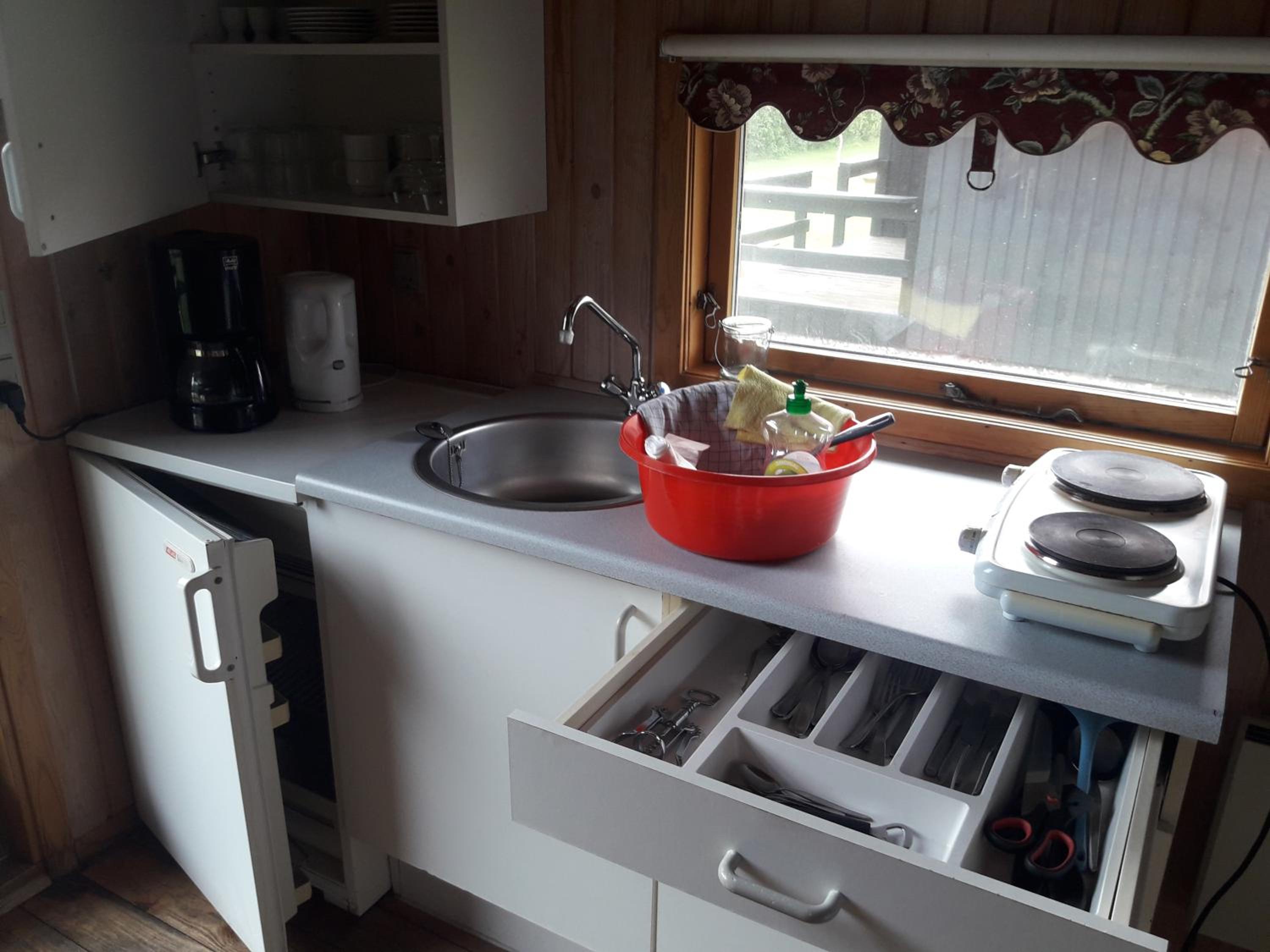 Two-Bedroom Cottage - Photo 3