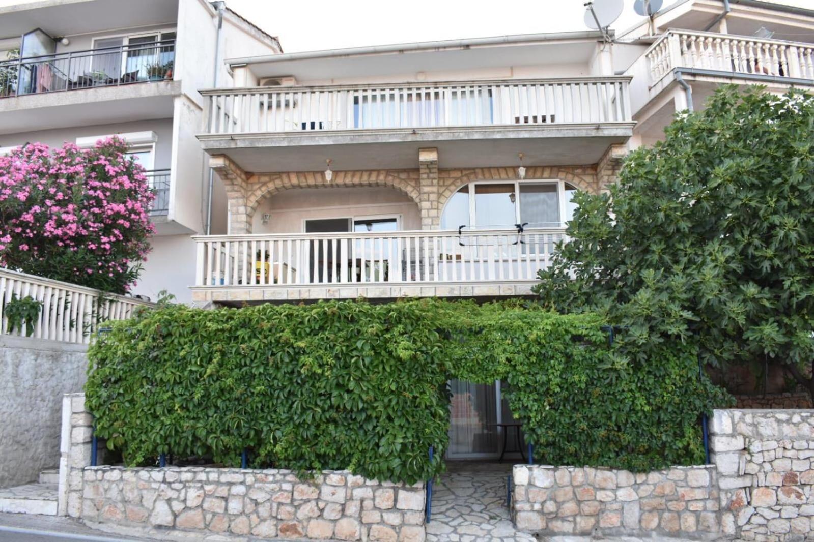 Apartment with Garden View photo 2
