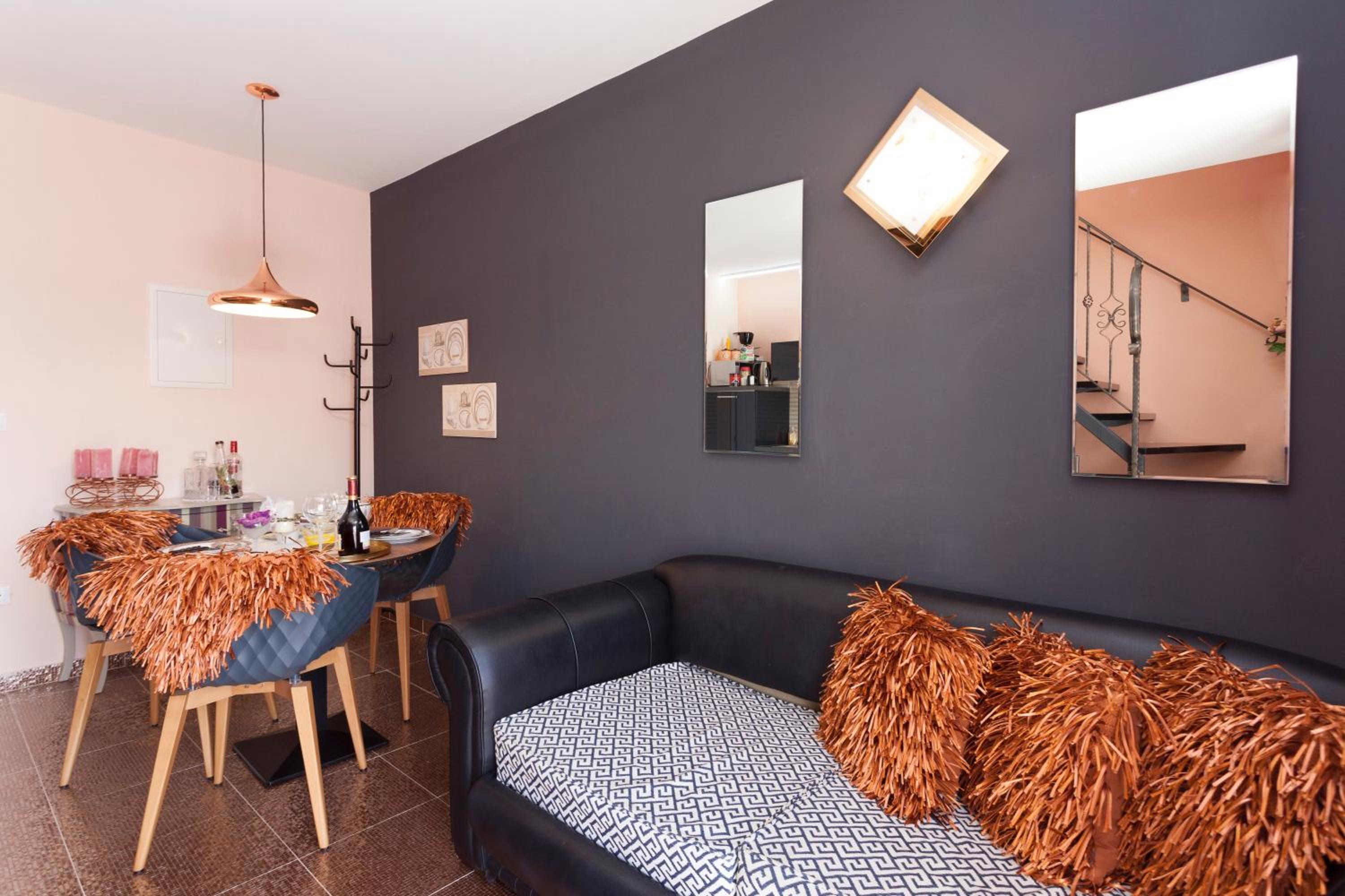Luxury Duplex One-Bedroom Apartment with Balcony and Sea View