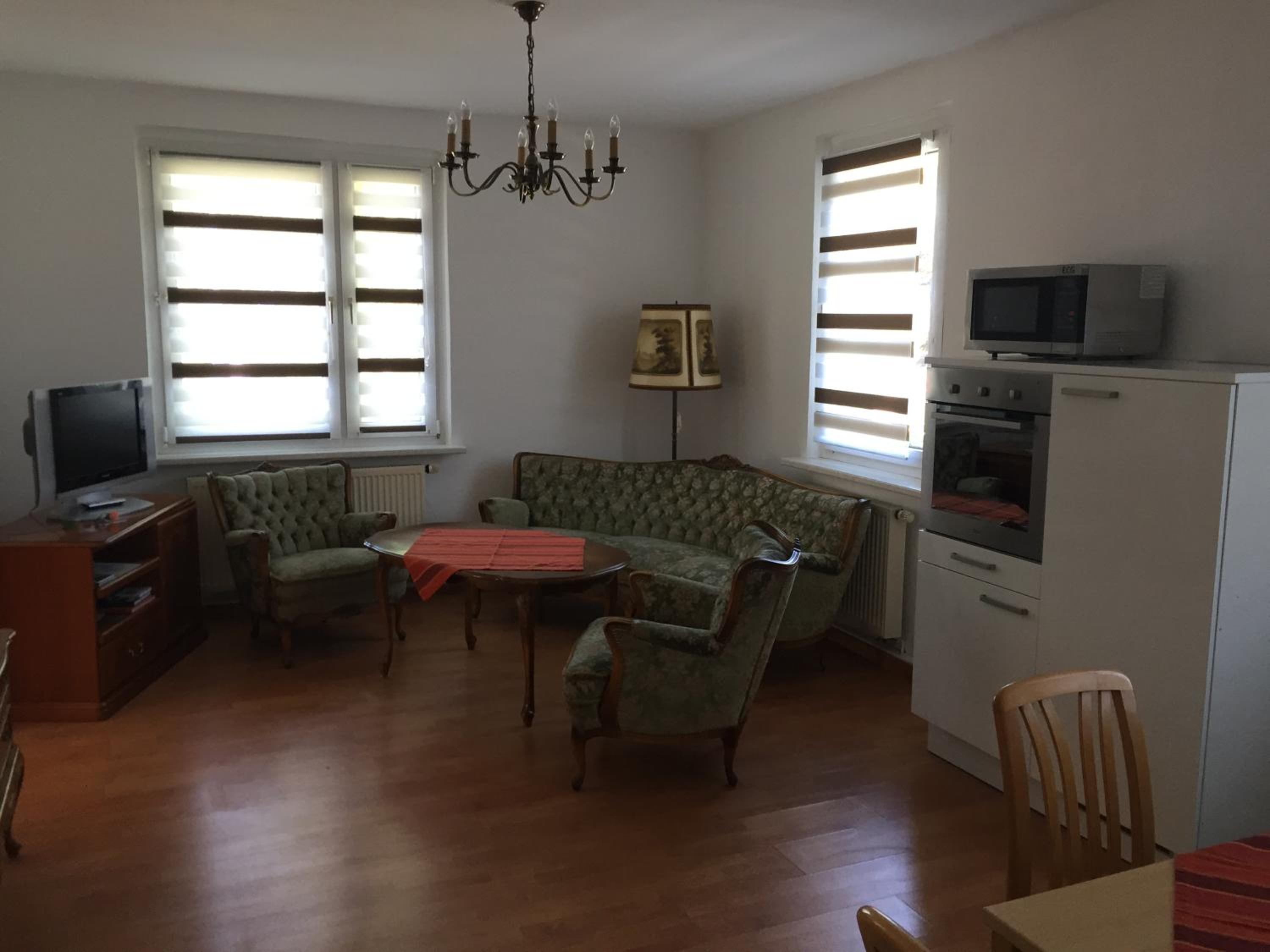 Two-Bedroom Apartment - Photo 11