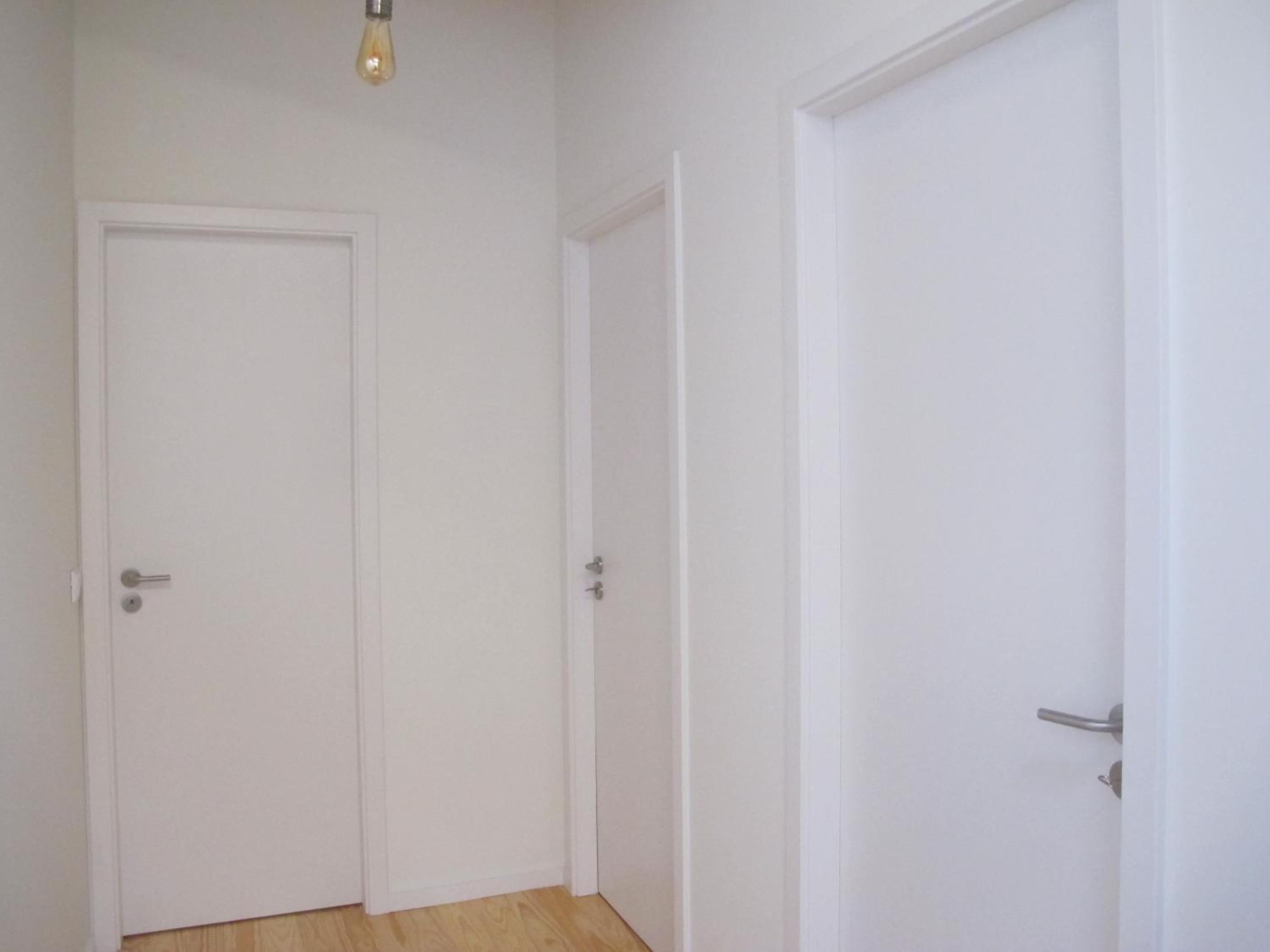 Two-Bedroom House - Photo 5