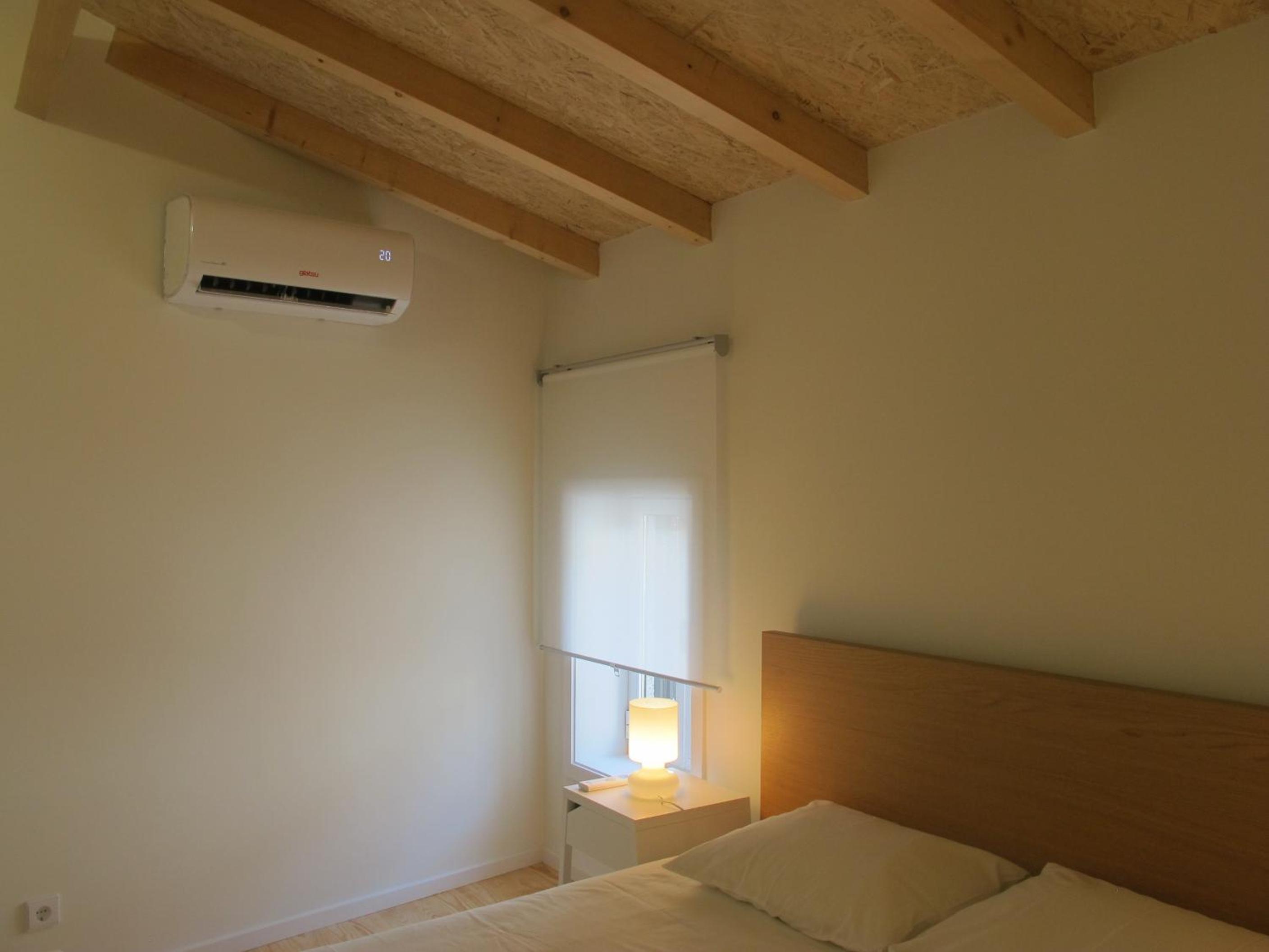Two-Bedroom House - Photo 10