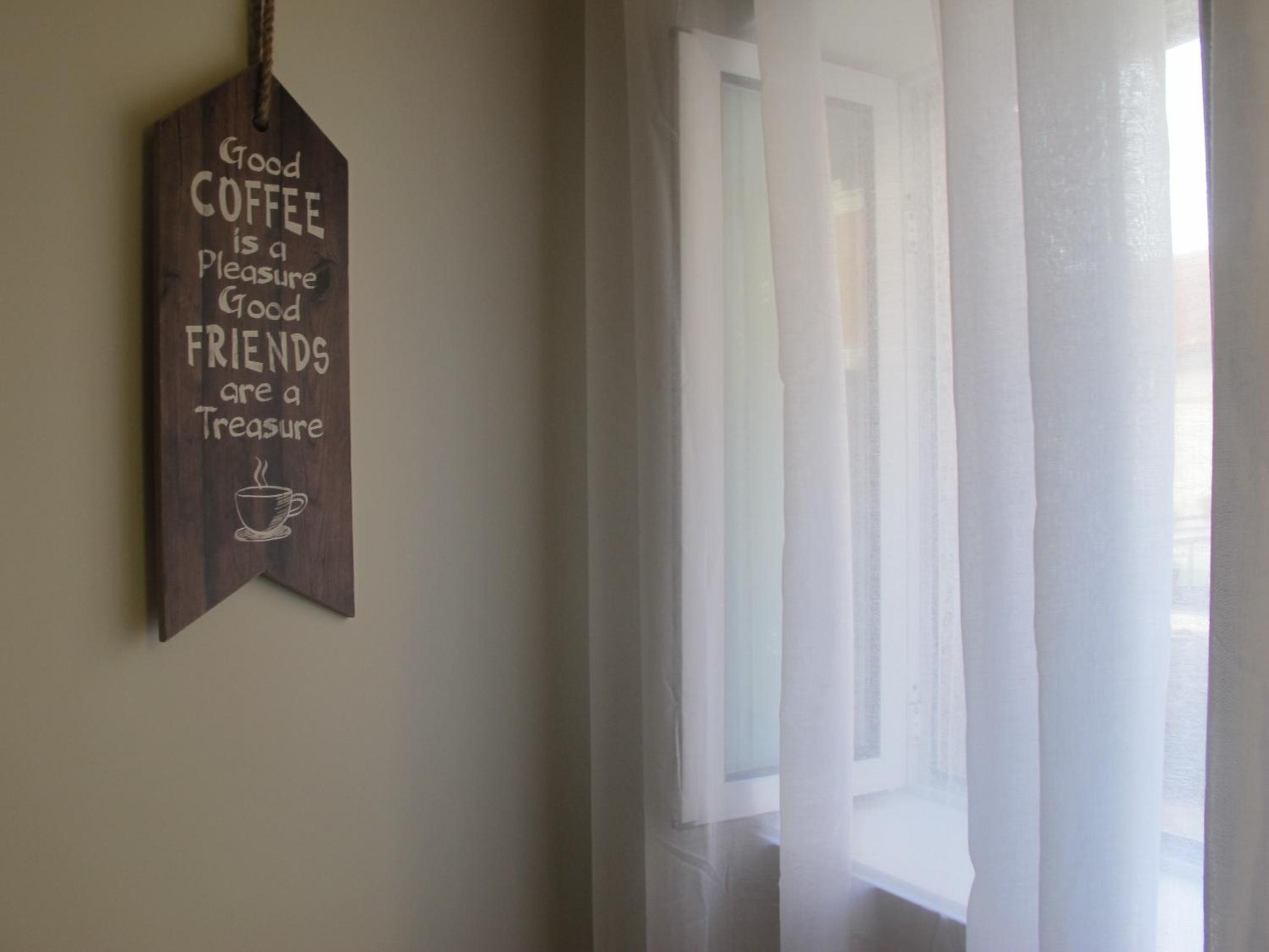 Two-Bedroom House - Photo 18