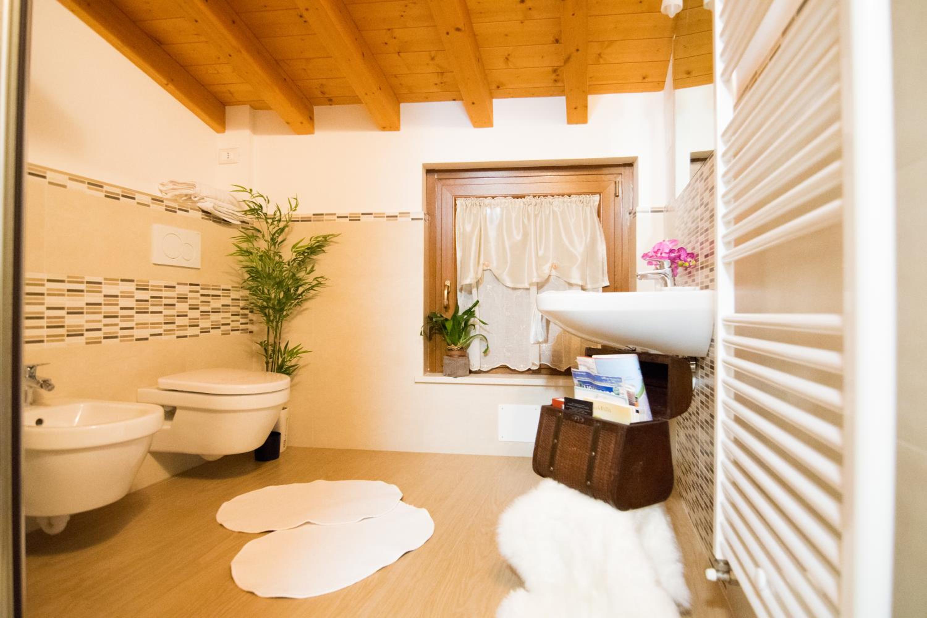 Triple Room with Bathroom - Photo 6