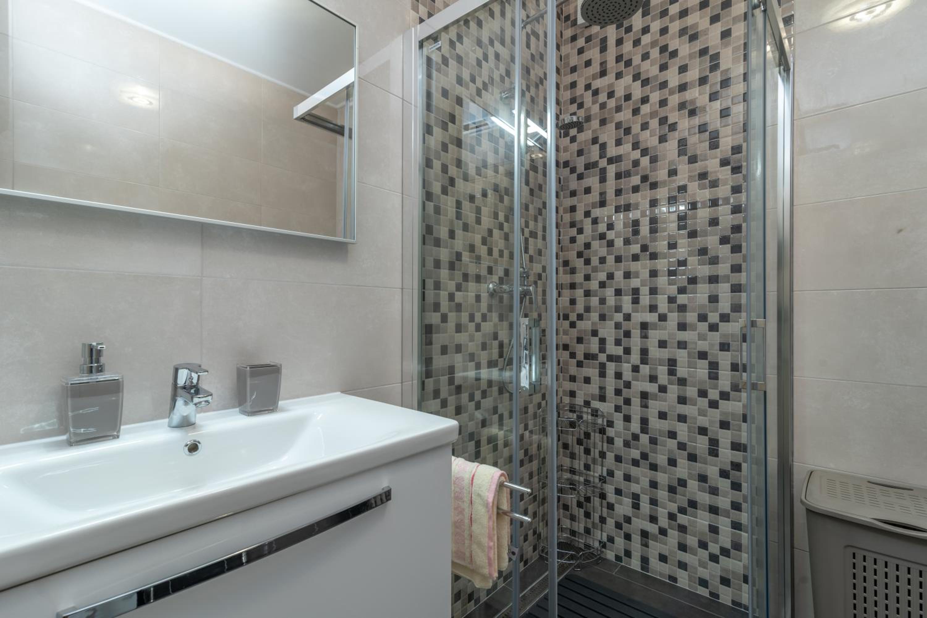 Apartment - Photo 10