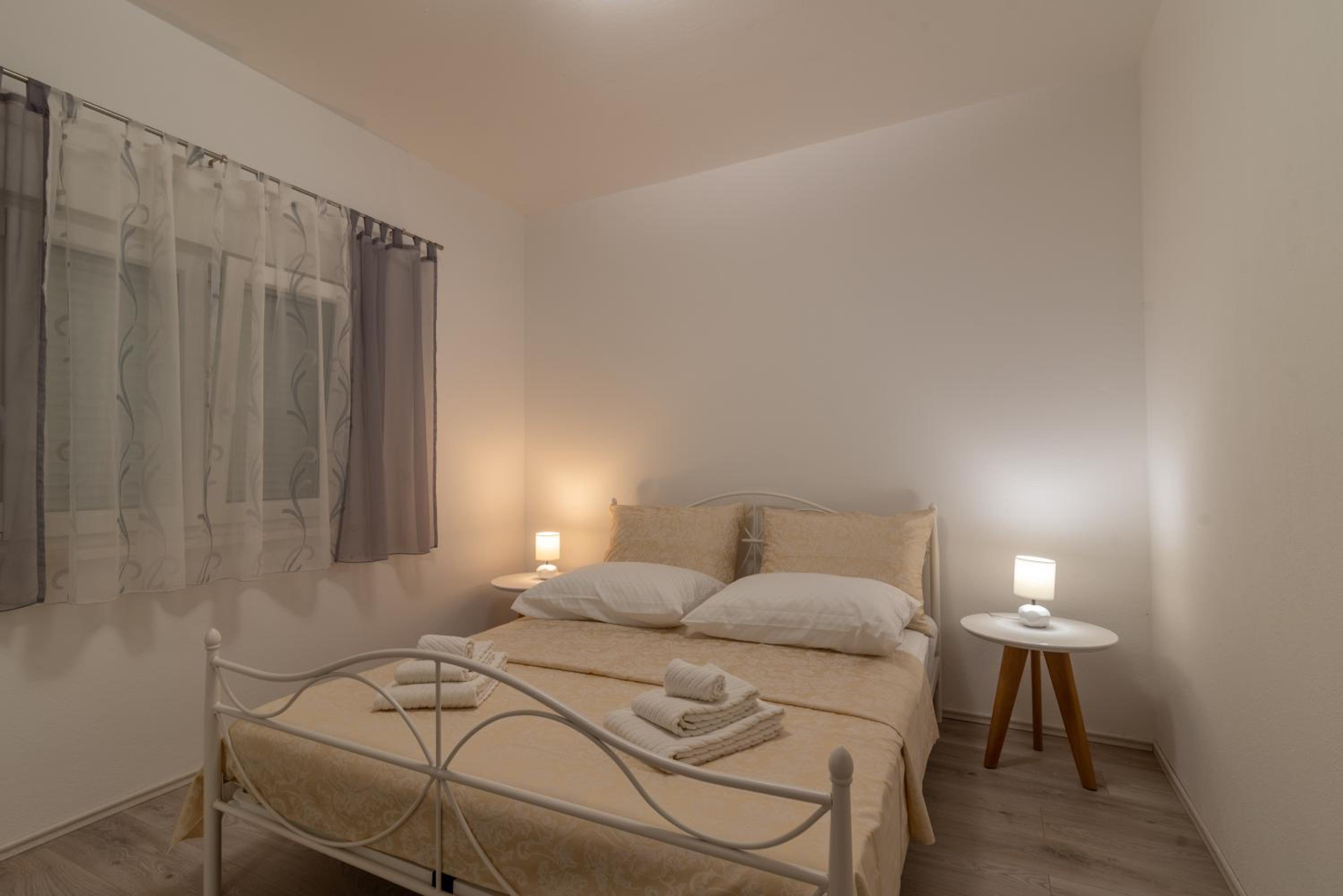 Apartment - Photo 13