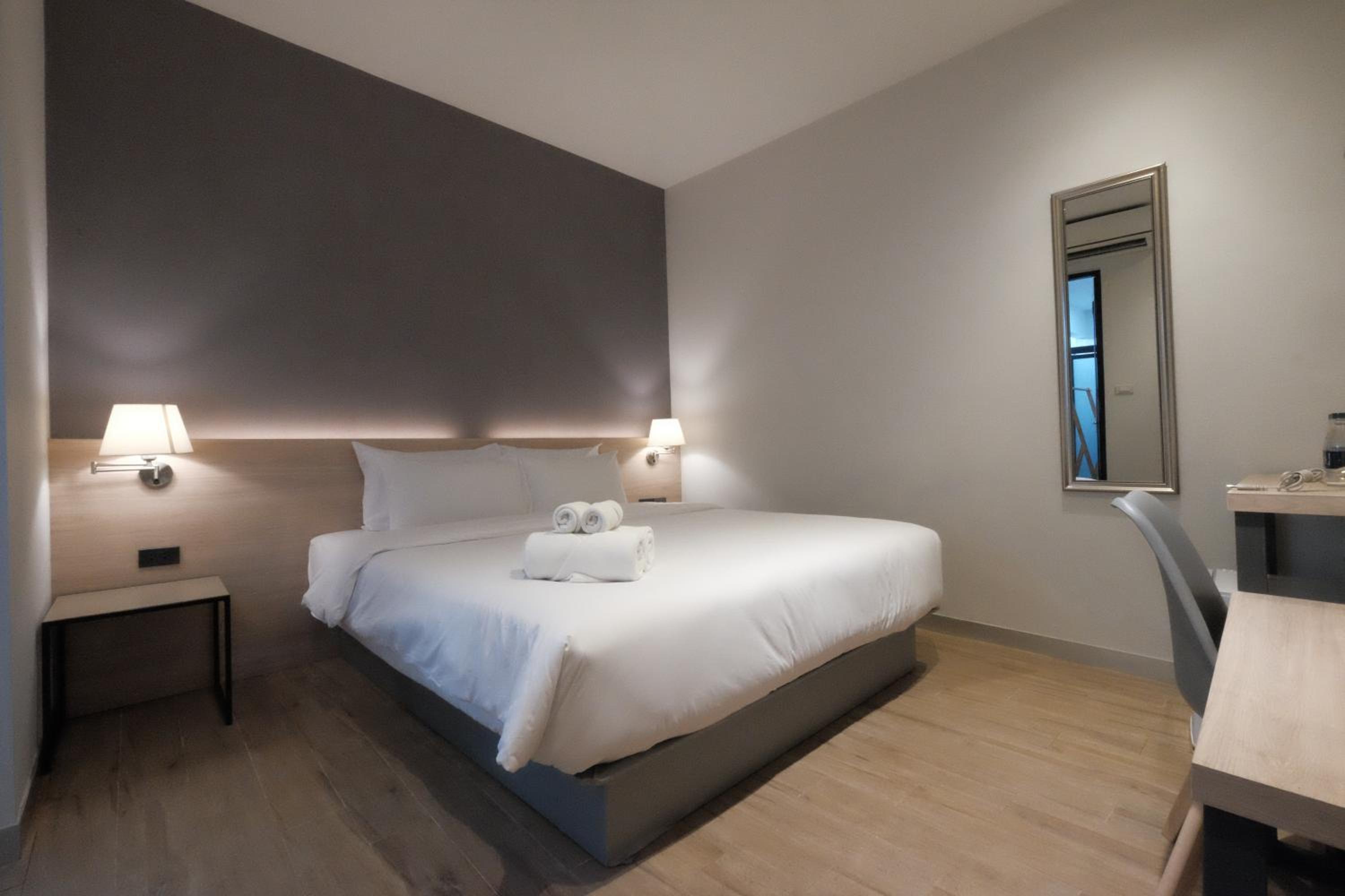 Double Room No Window (street side) 