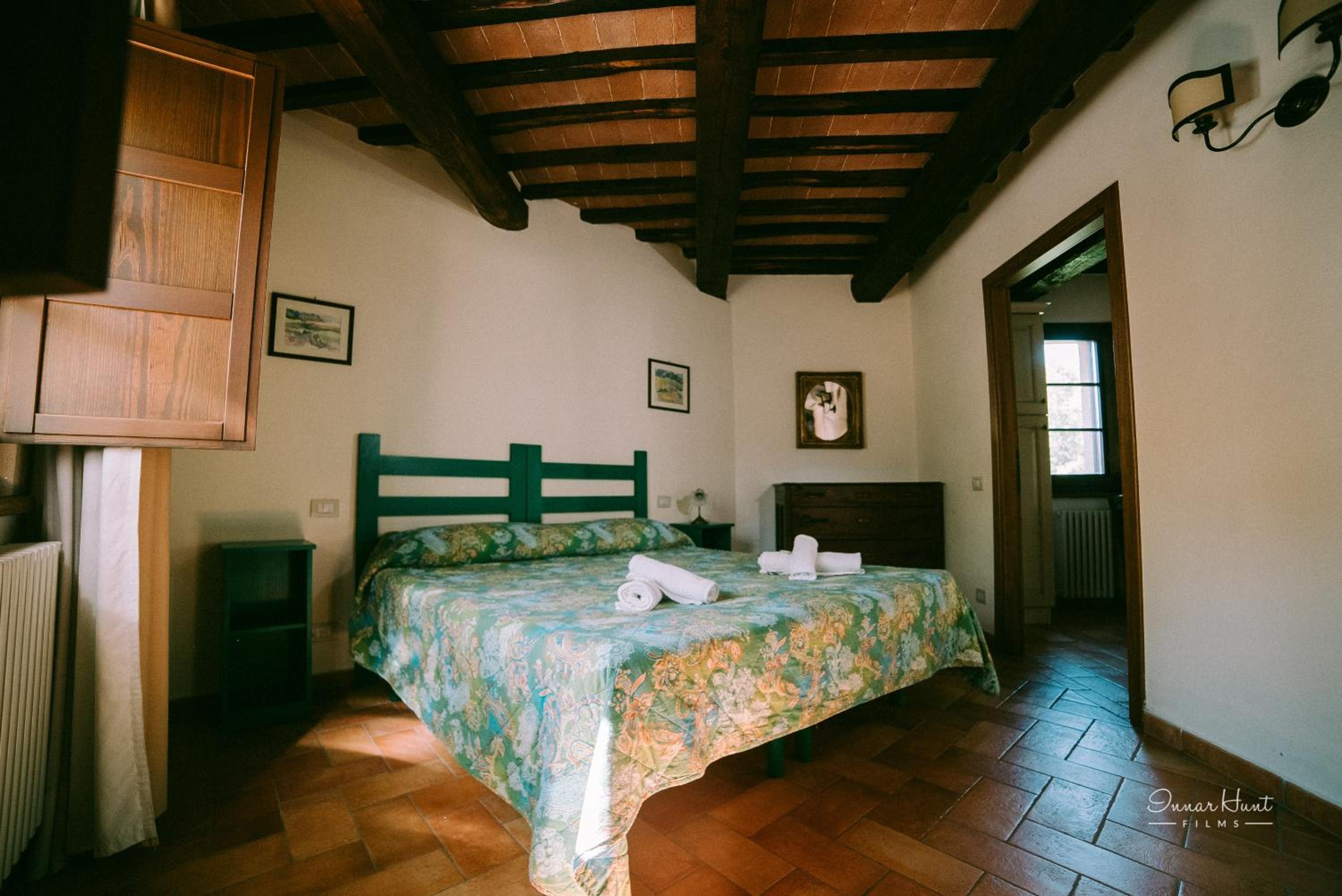 One-Bedroom Cottage with Private Garden  photo 1