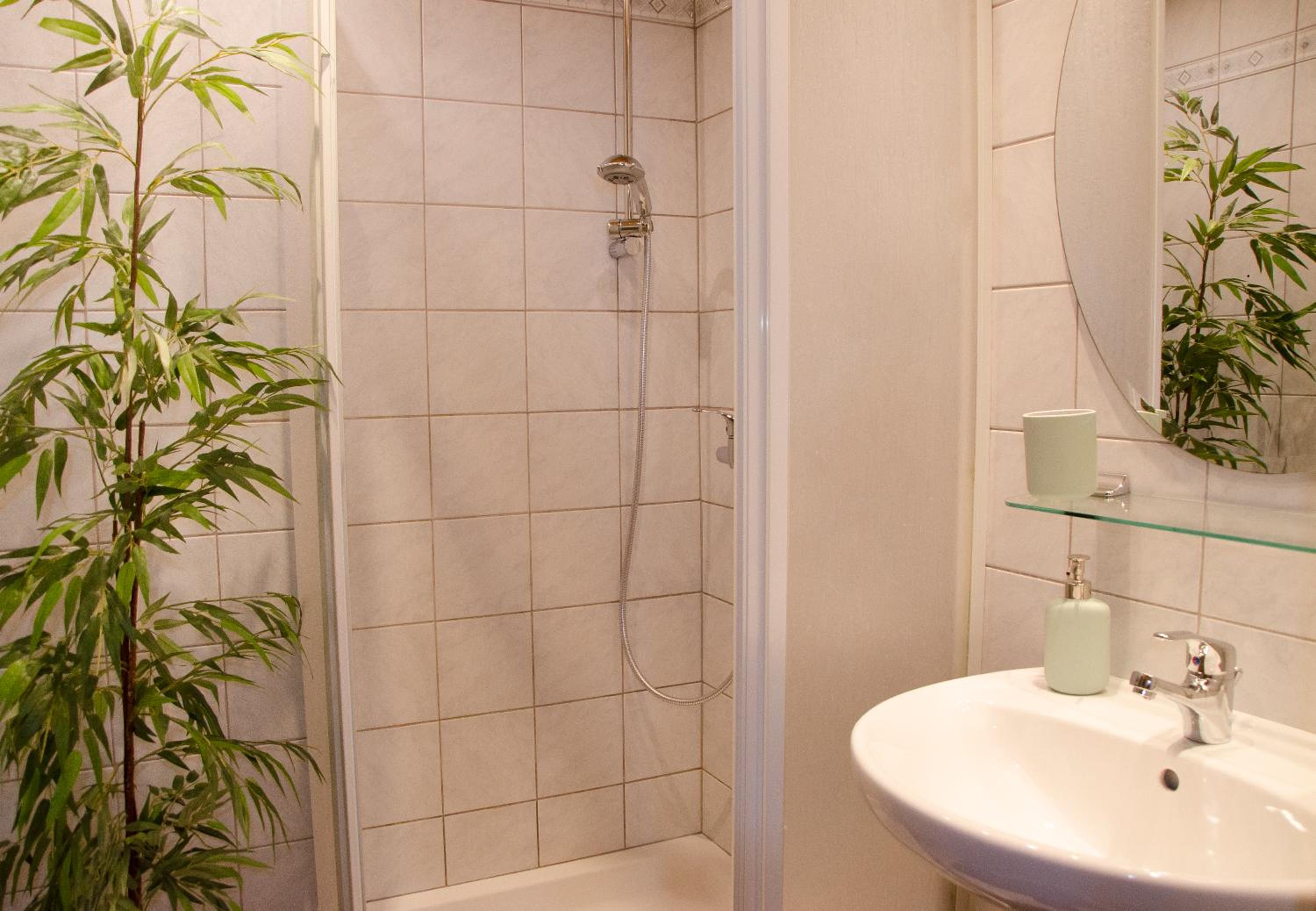 Apartment - Photo 26